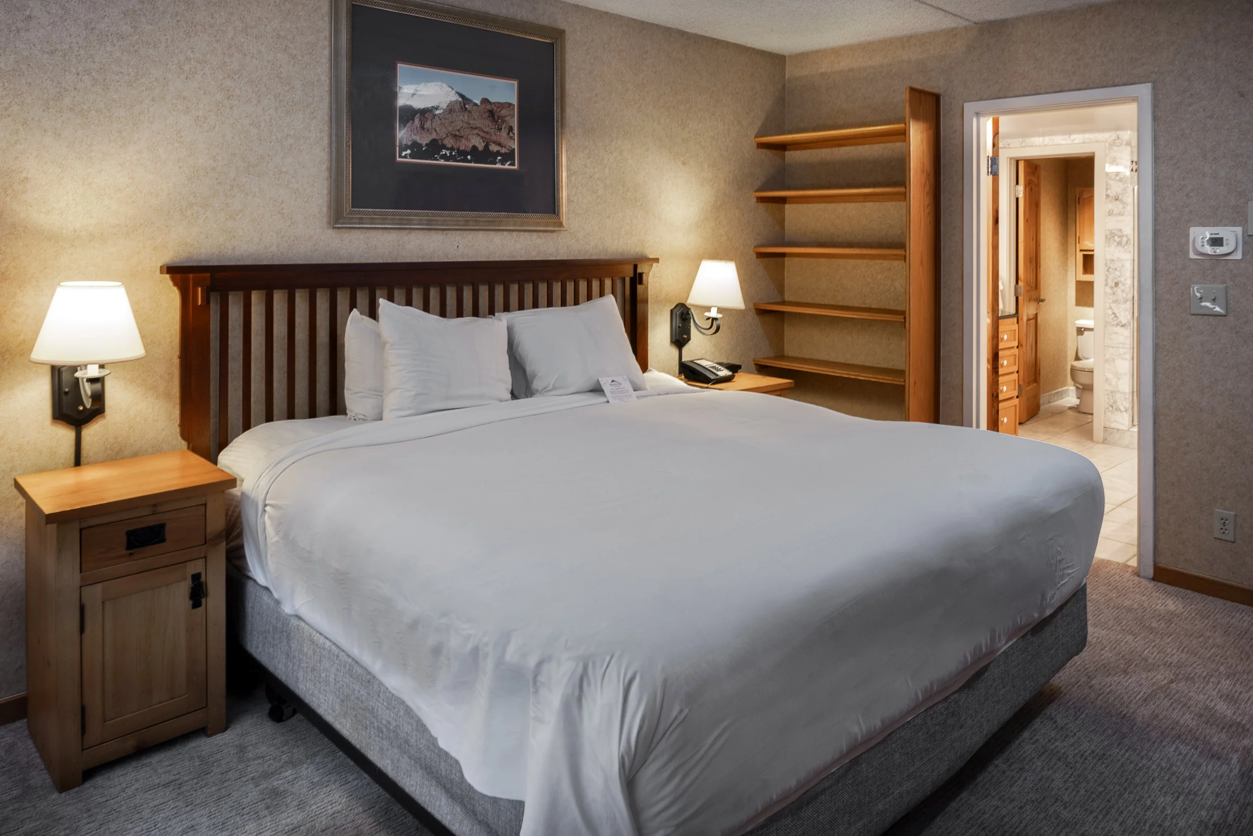 26-Room 4130.jpg