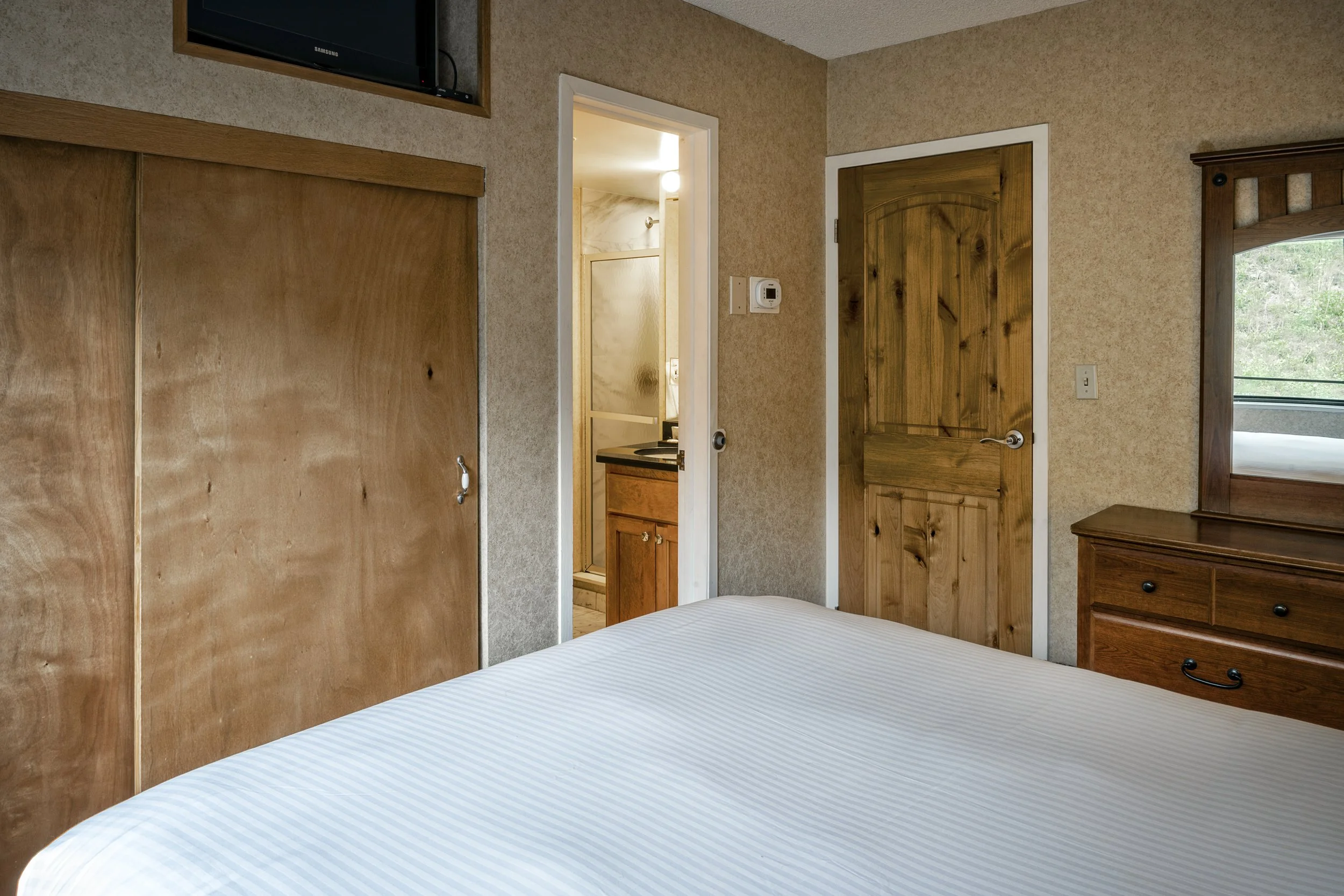 31-Room 4130.jpg
