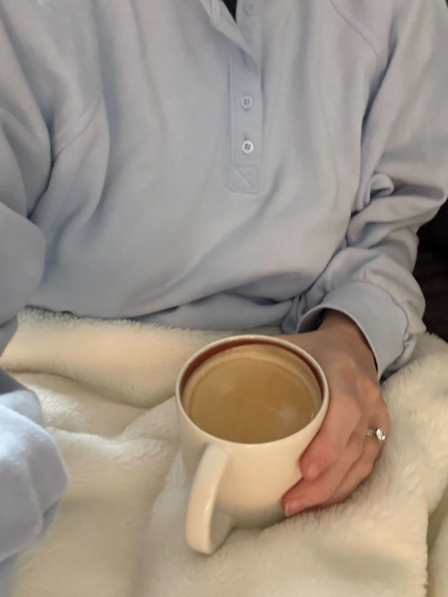 I got burnout trying to avoid burnout. No regrets.

About a year ago I was using AI the same way most business owners are using it right now.

Asking it to write captions. Getting back something that sounded like a brand account run by a robot. Decid