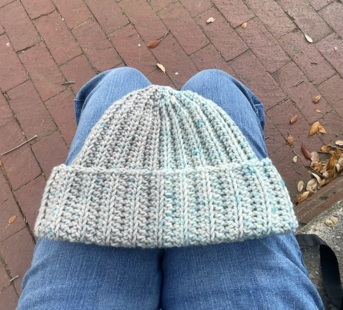 SPECKLED GREY AND BLUE BEANIE .JPG