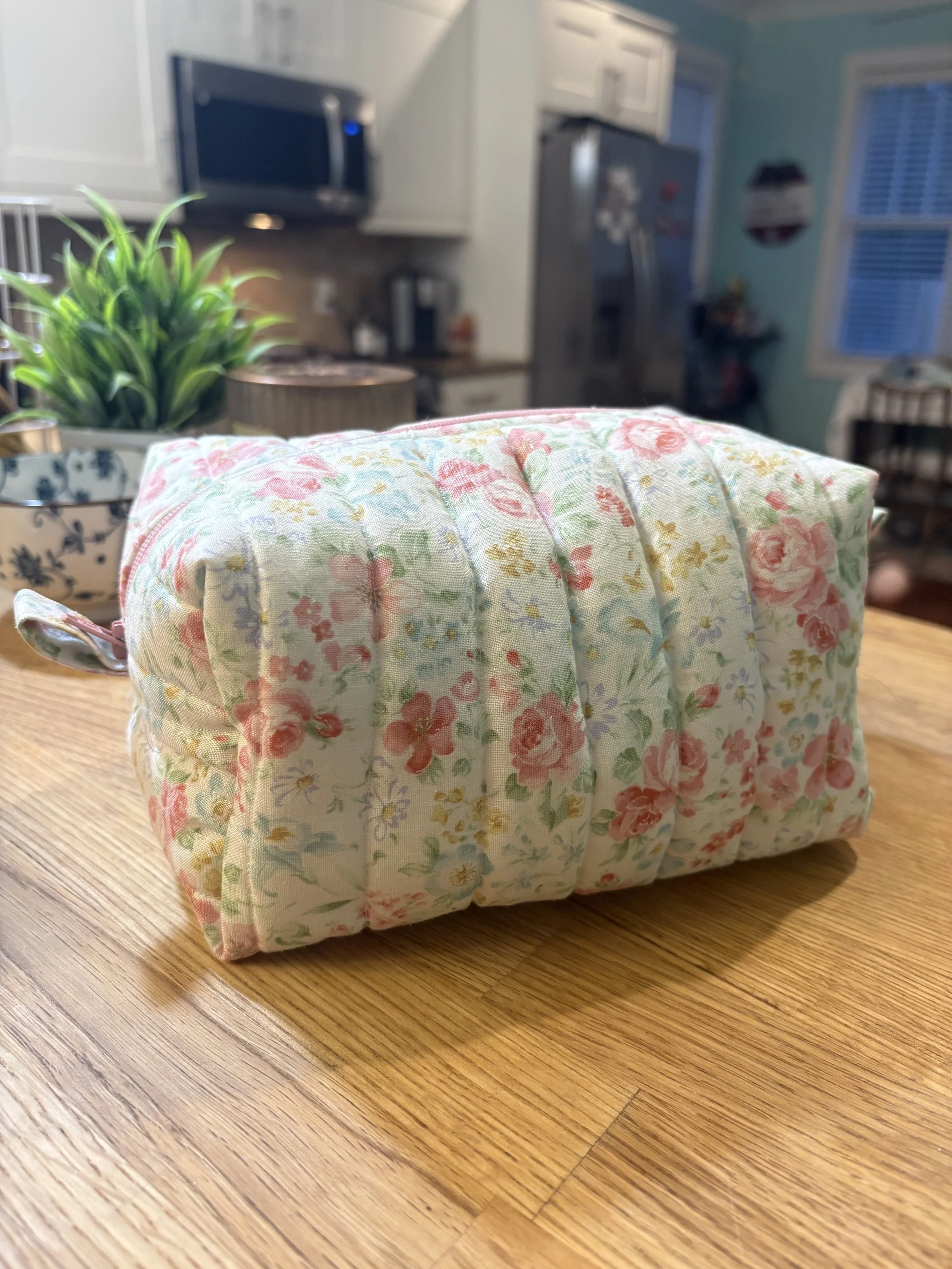 LOVE STORY MAKEUP BAG