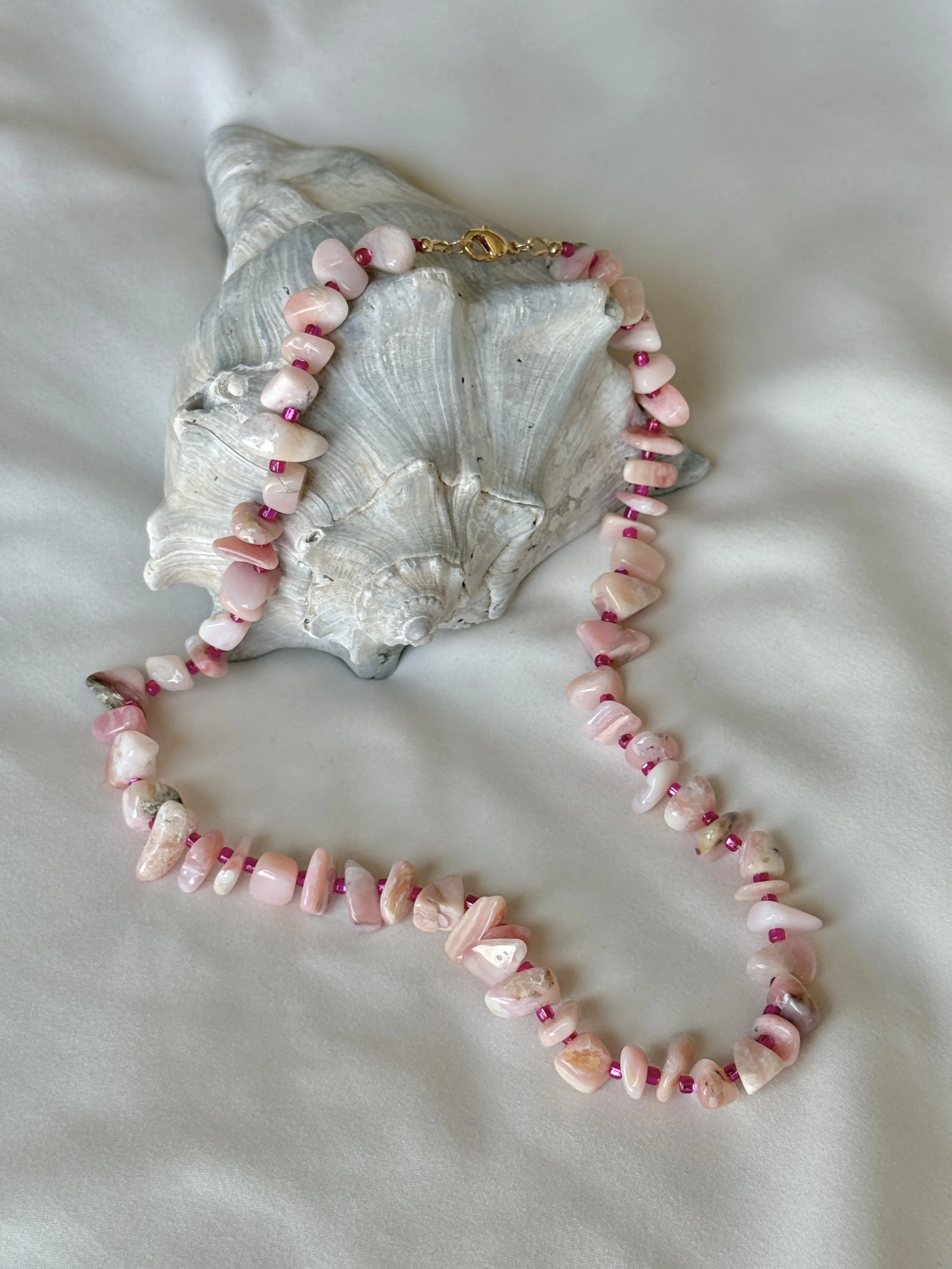 CUPID'S CONFETTI NECKLACE