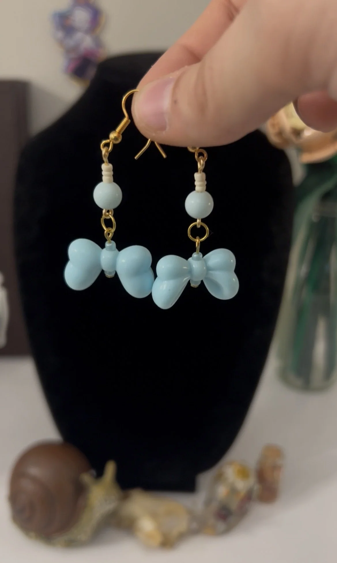 BOW EARRINGS