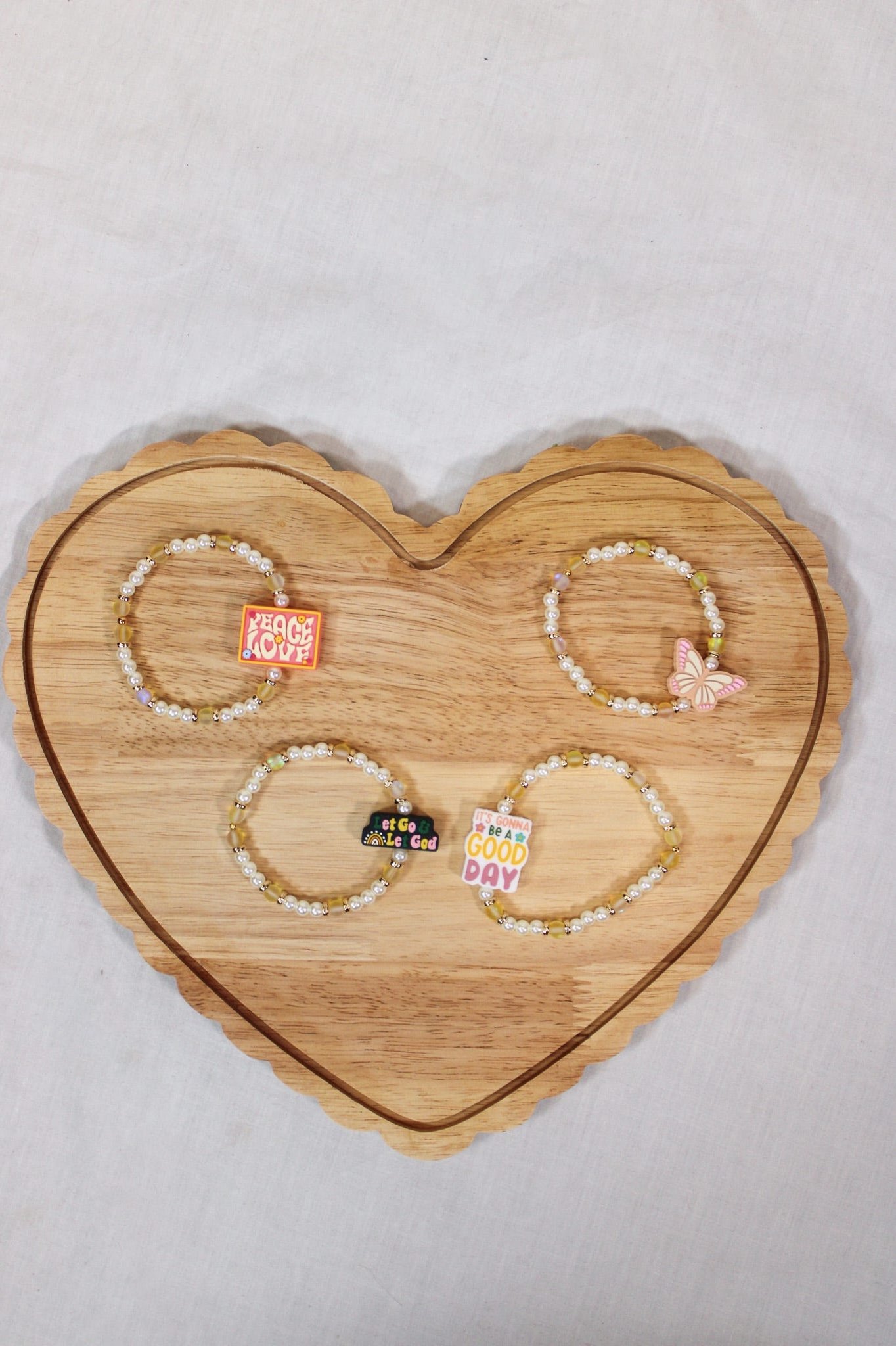 SPRING TIME PEARL BRACELETS