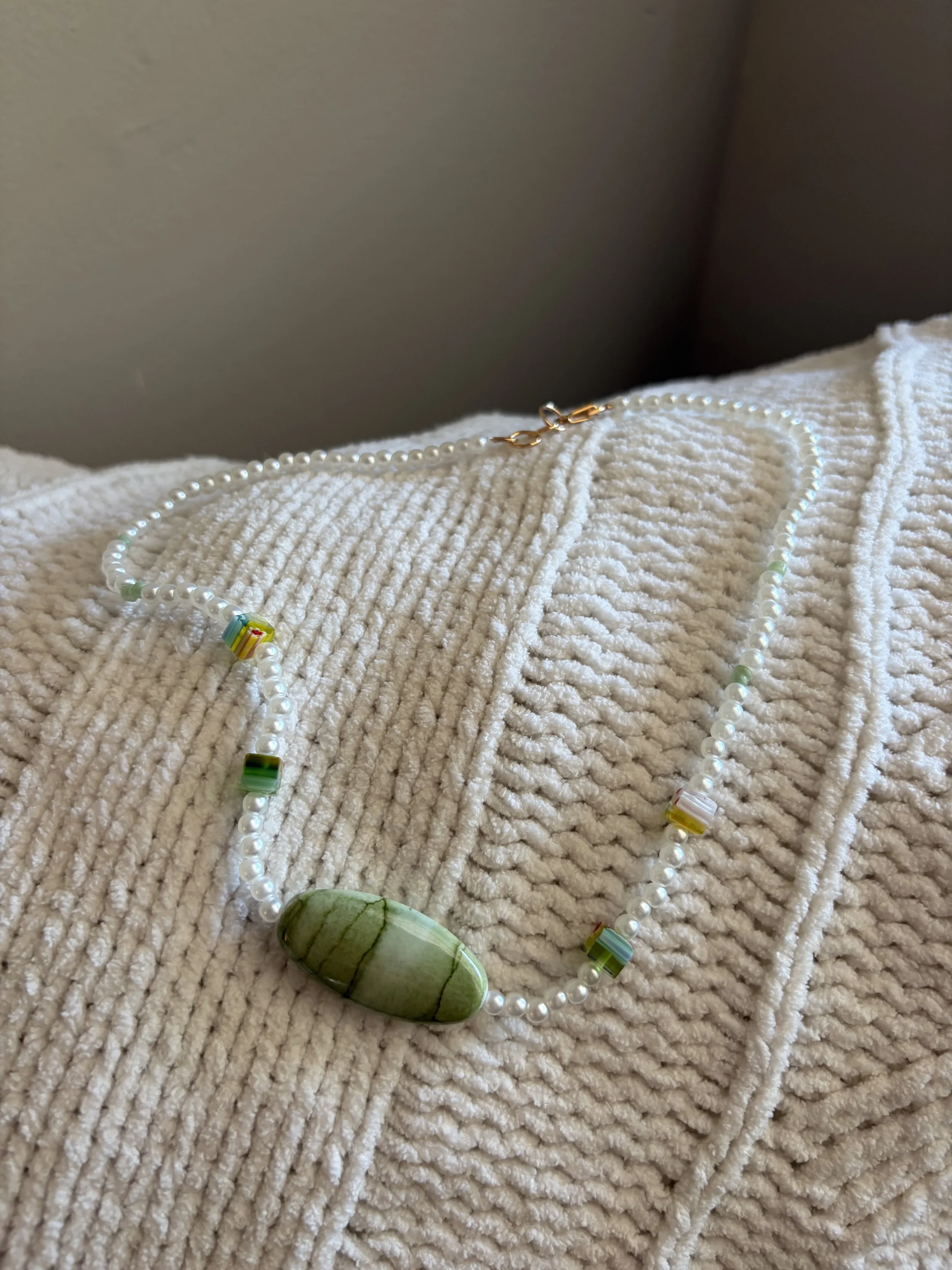 KEY LIME NECKLACE