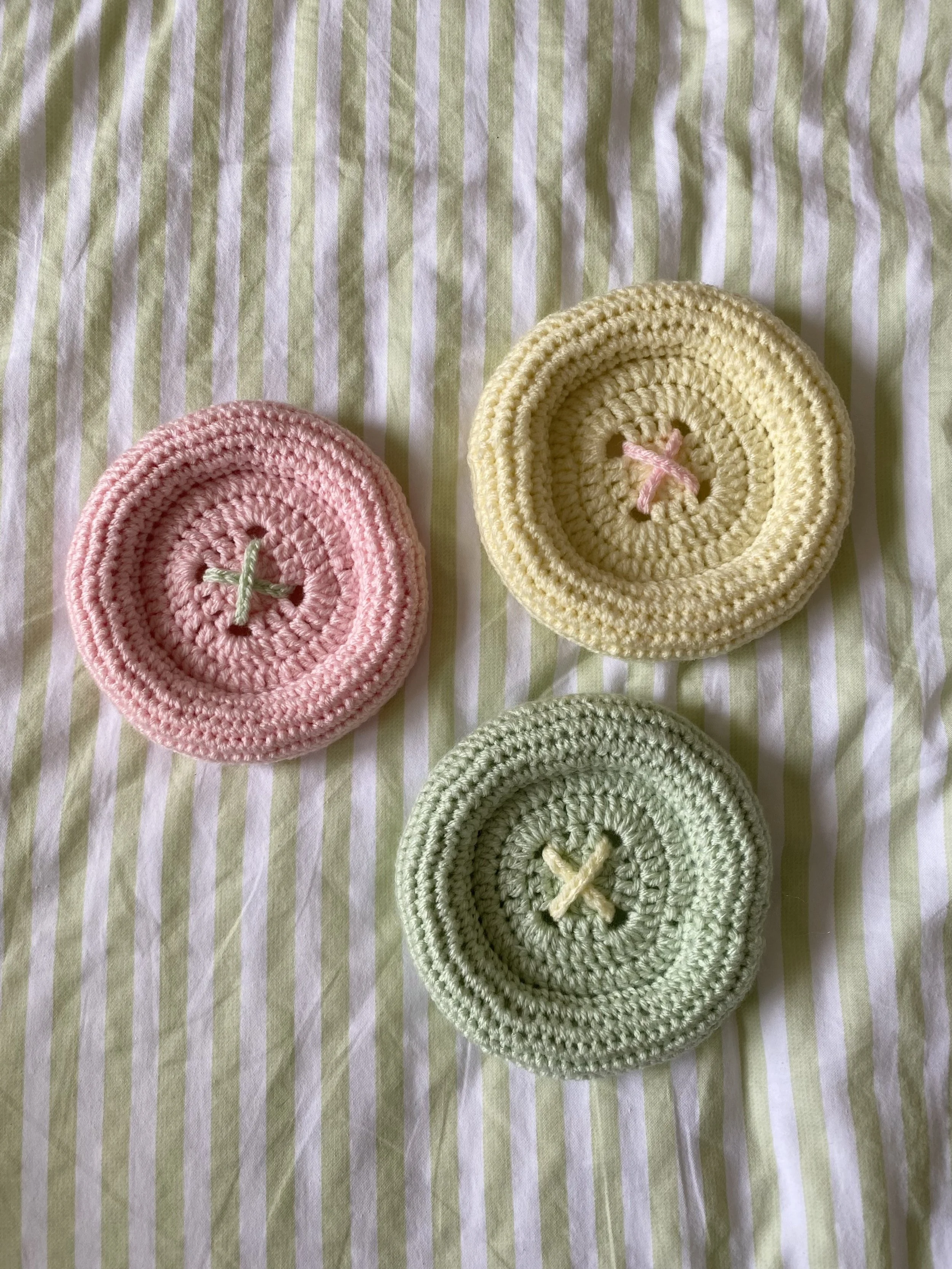 BUTTON COASTER