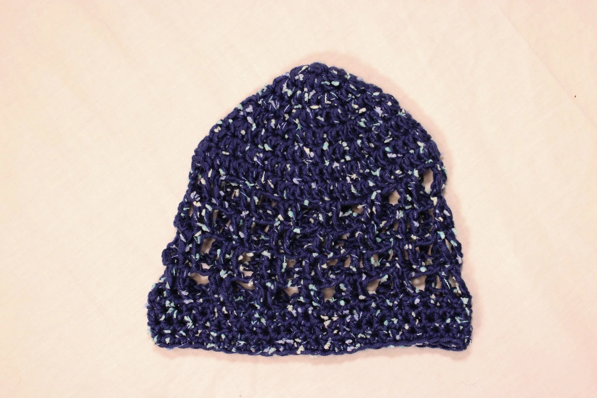 SPECKLED OCEAN HAT