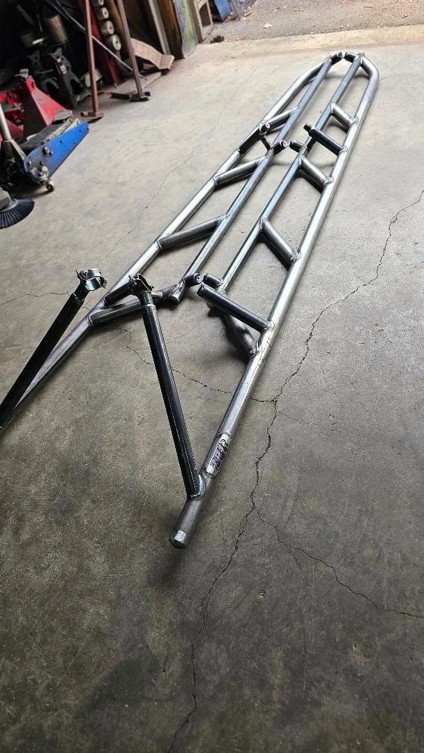 Mav R4 kicker Standard 2.jpg