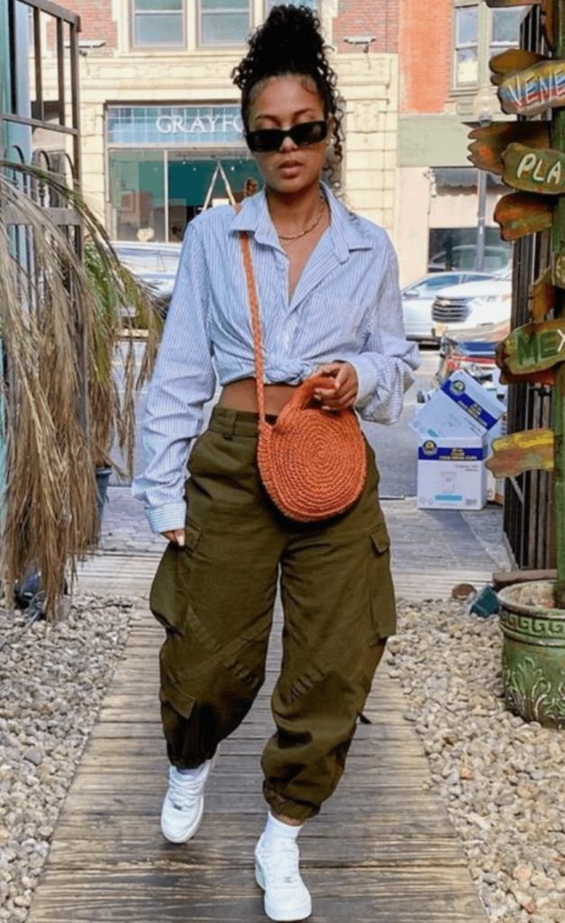 40+ Seriously Stylish Cargo Pants Outfit Ideas for Women in 2022 _ La Belle Society.jpeg