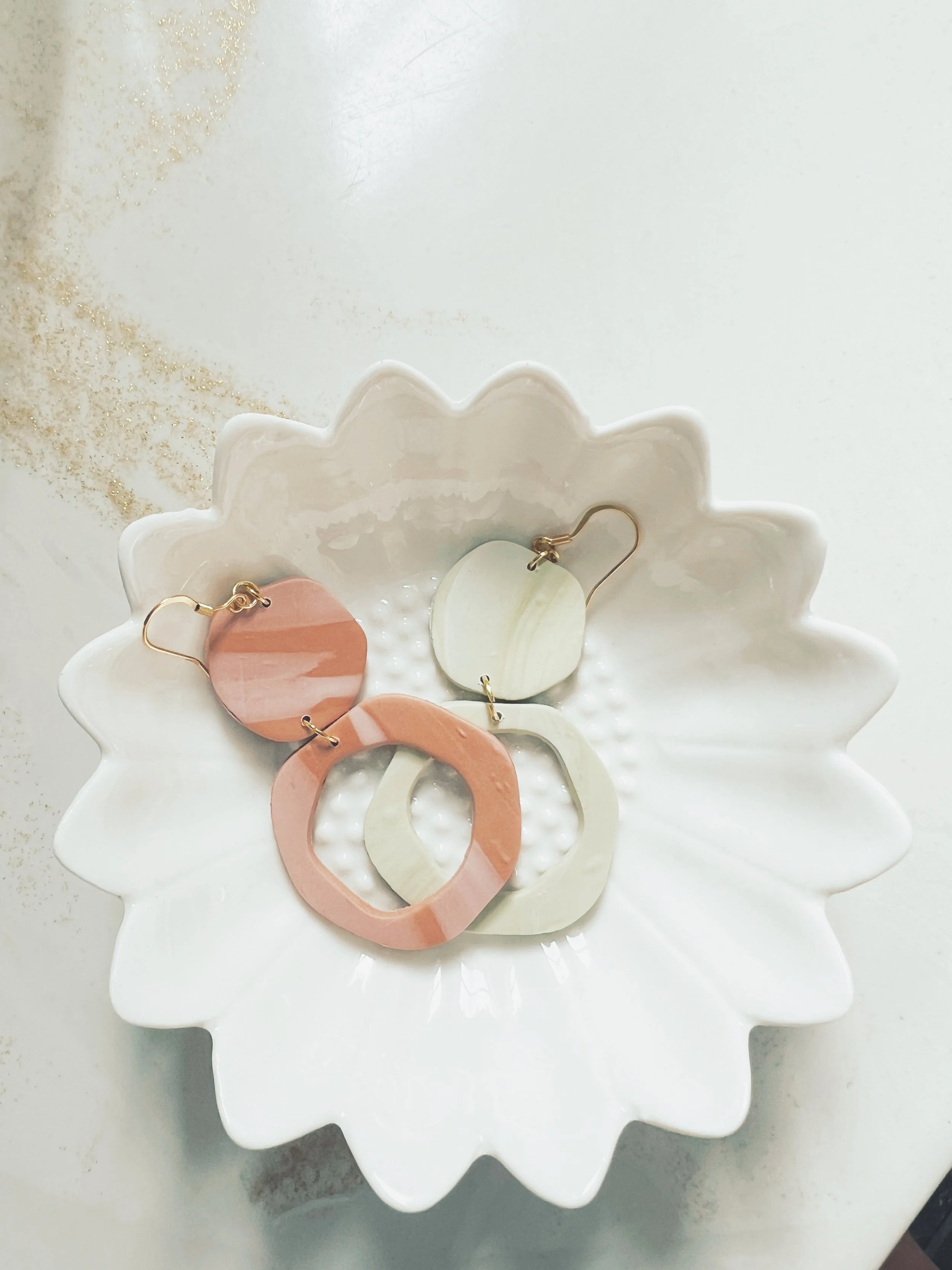 Southwest dangle | $28
Mauve Pink 
NM Green 