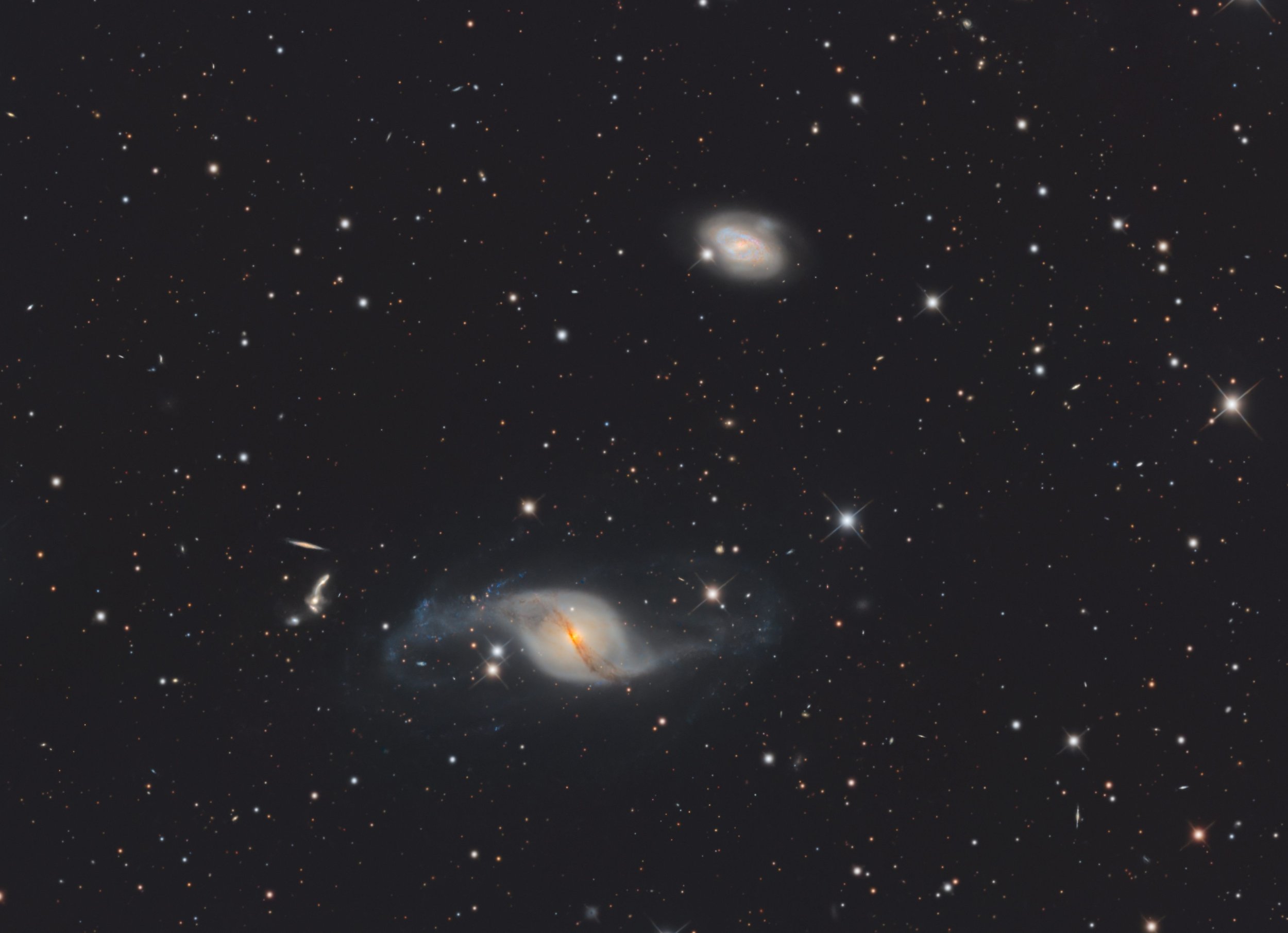 NGC 3718