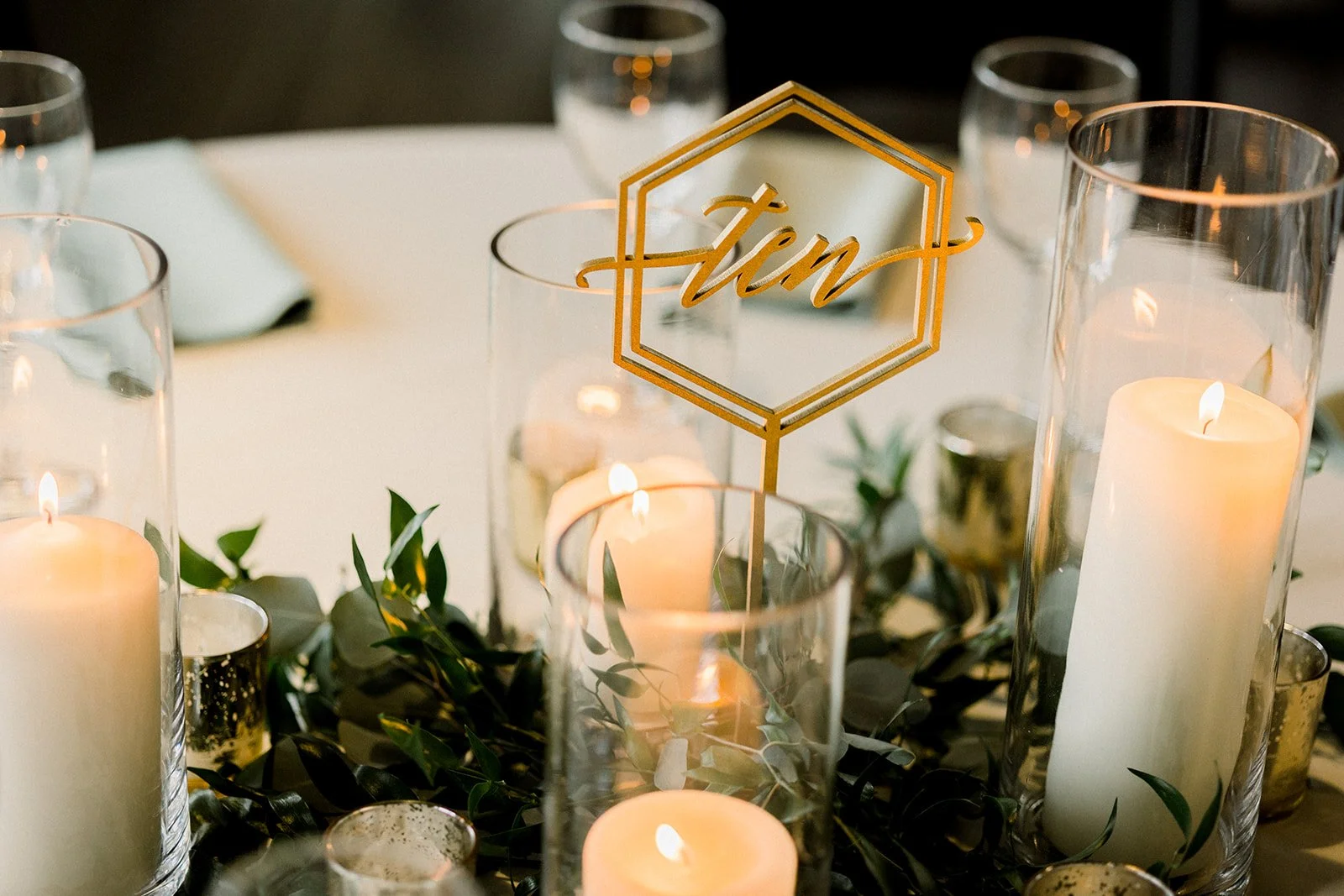 Stunning White and Gold Modern Wedding Tablescape