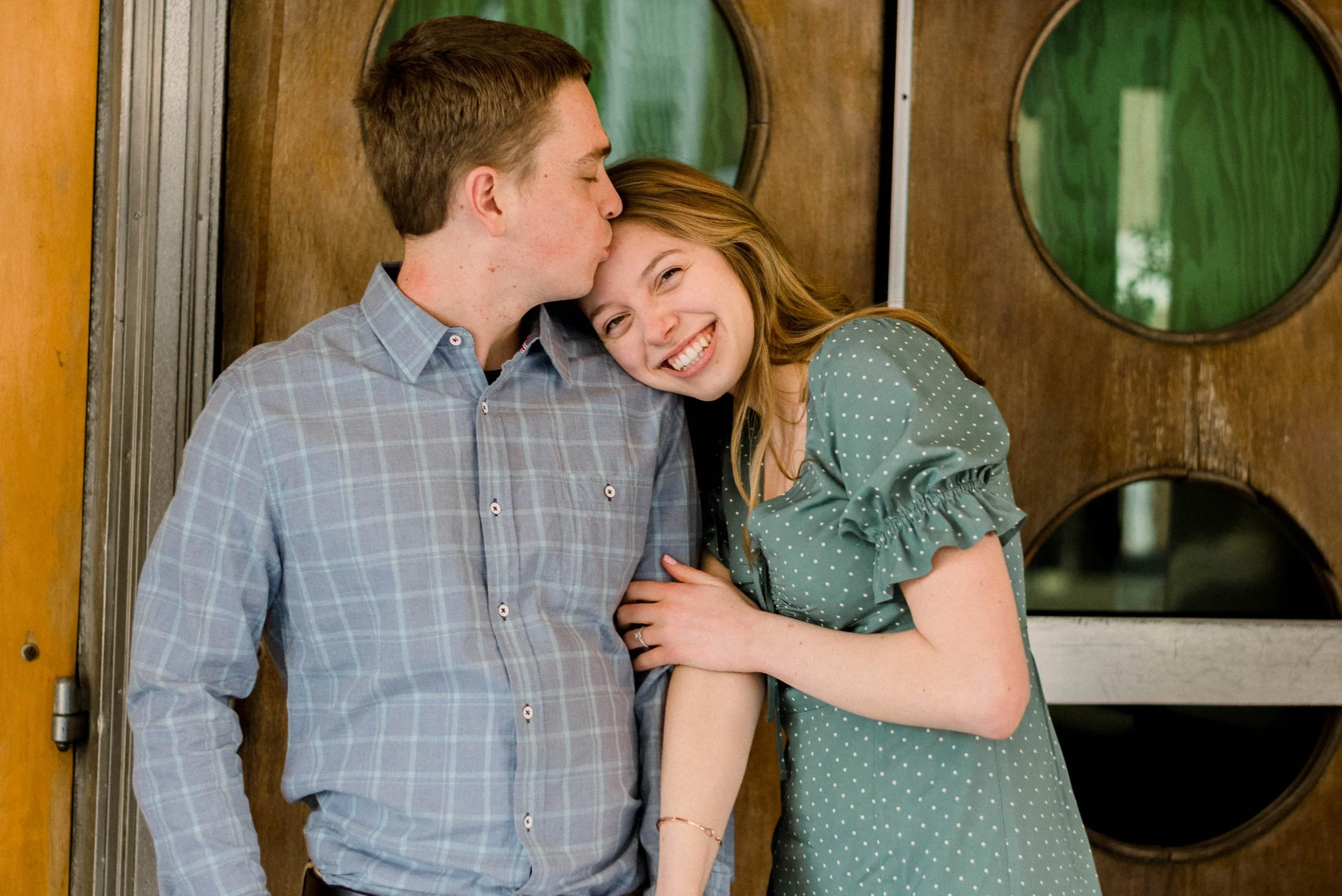 Engagement Session Giveaway Winner in Downtown Columbus