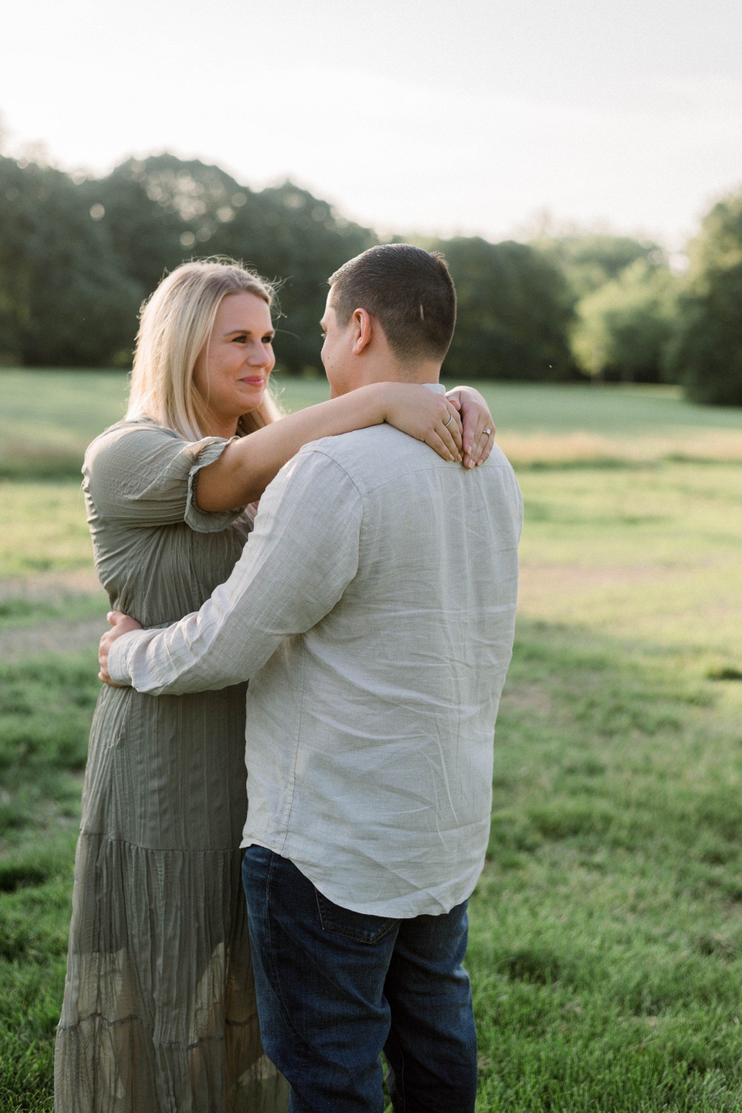 13_springengagementshootdowntowncolumbusindiana-53.jpg