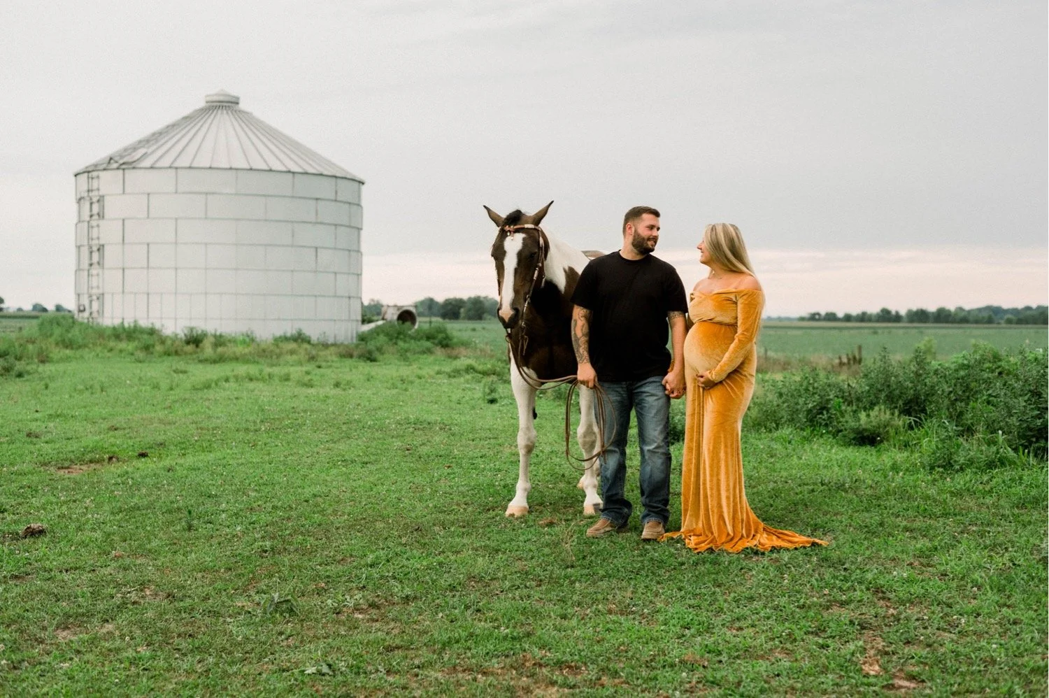Blue Hour Summer Maternity Photo Shoot Columbus, Indiana