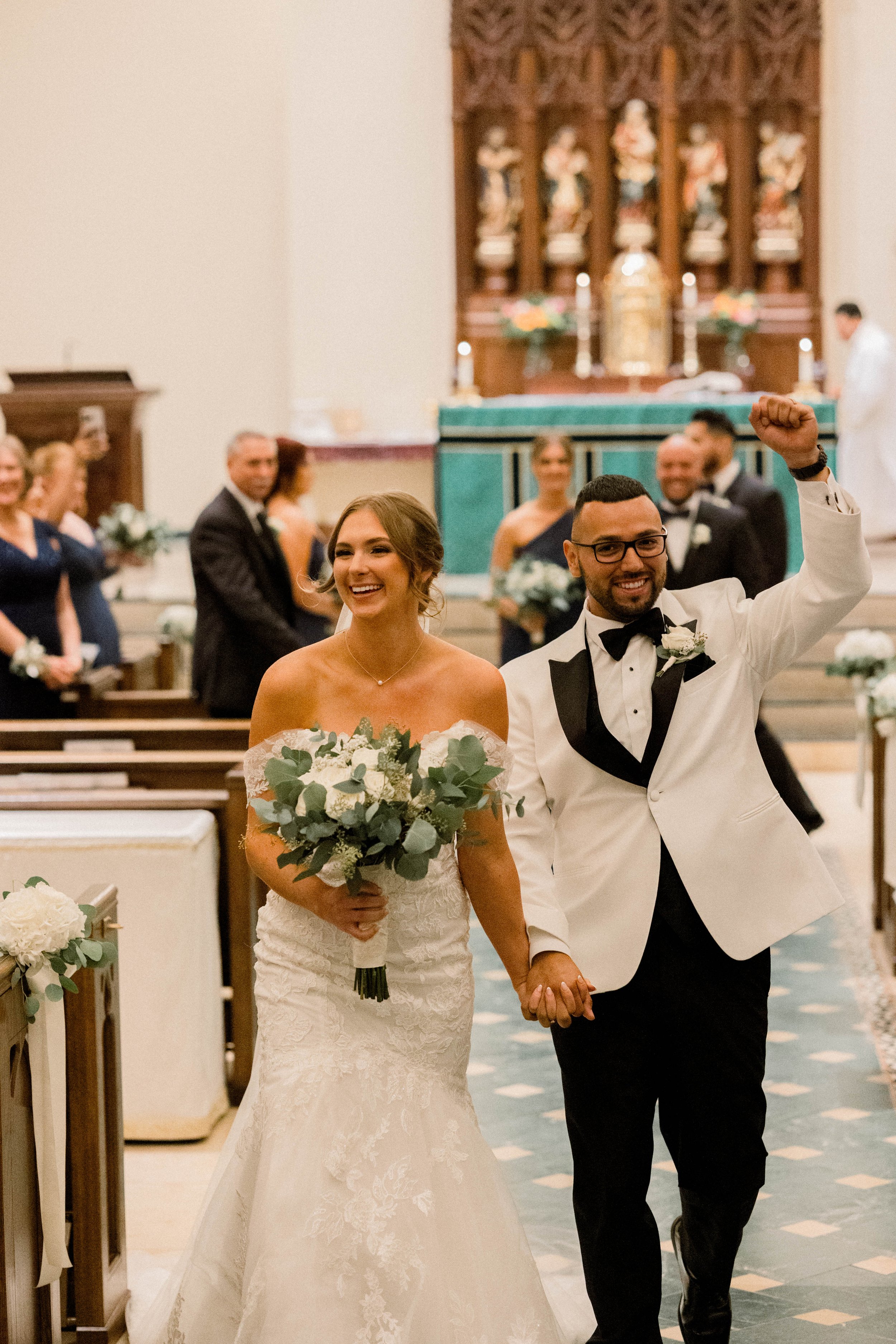 Candid, Joy-Filled Fall Wedding Near Chicago