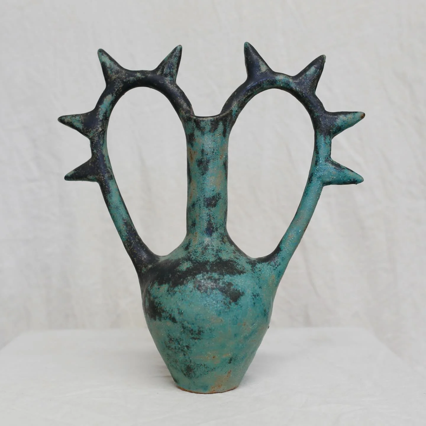 Thorns 🥀

#ceramicvessel #ceramicvase #contemporaryceramics