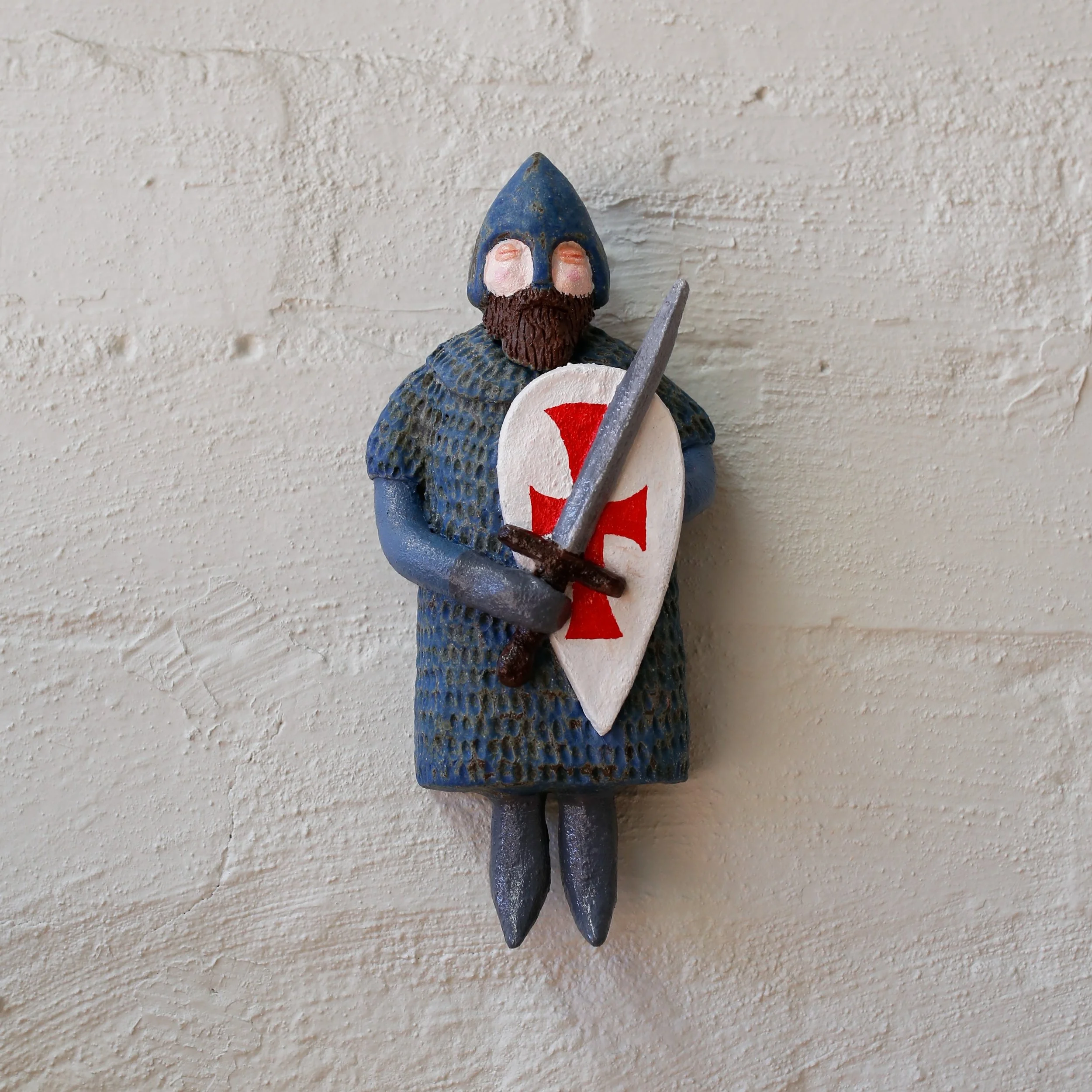 ⚔️ Another Realm Protector available at the @melbourne_renfair this weekend ⚔️

#ceramicsculpture #contemporaryceramics #melbournemade #renaissancefaire