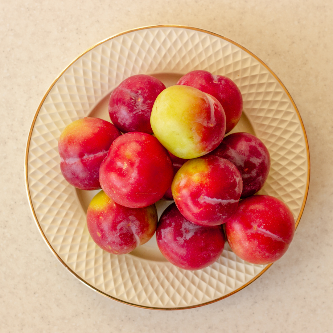Santa Rosa Plum.png