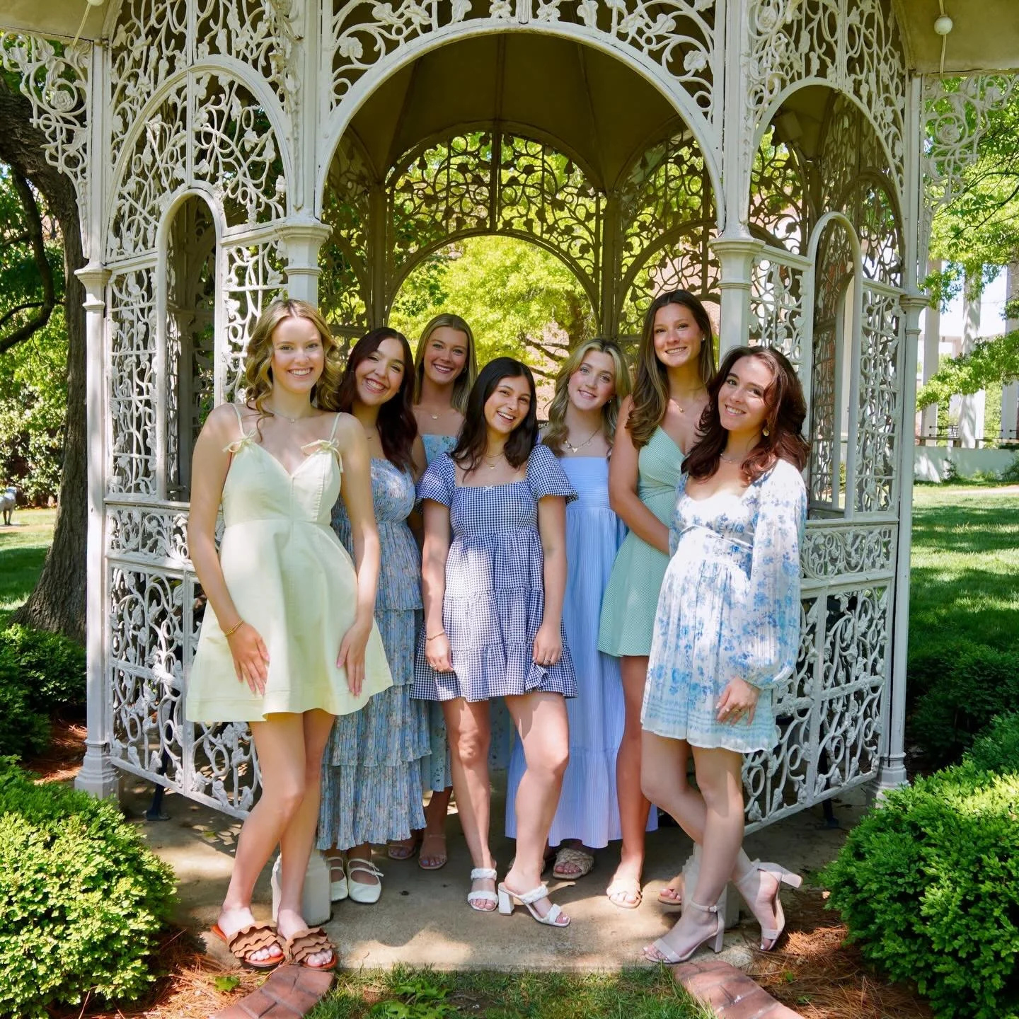 now introducing&hellip; your &lsquo;26-&lsquo;27 panhellenic council!! 💓

President of Panhellenic - Emily Arlan 
VP of Philanthropy - Rachel Gruber 
VP of Recruitment - Eliza Davies 
VP of Programming - Ashley Angerman
VP of Finance\Admin - Emily P