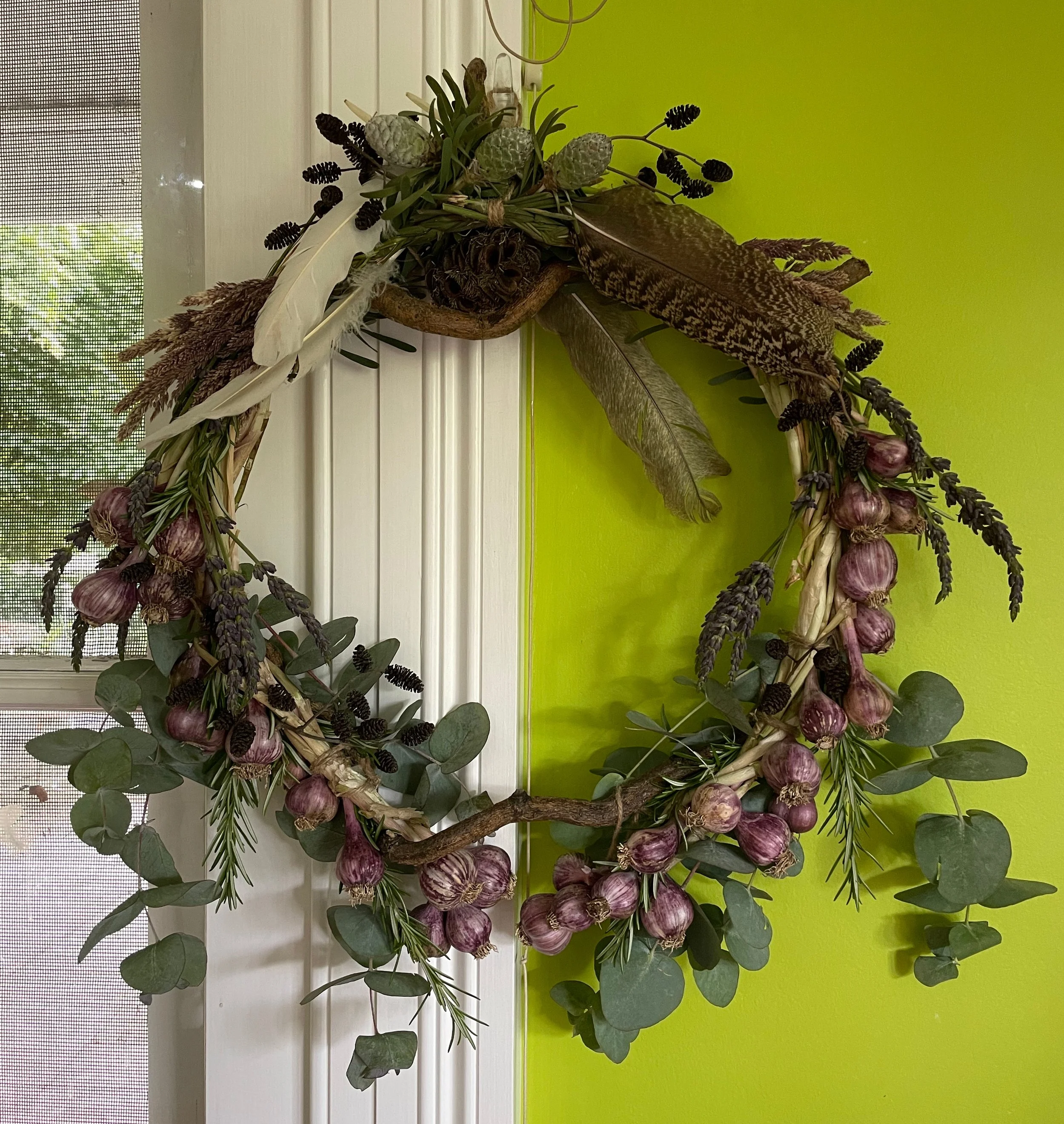garlic wreath.jpg