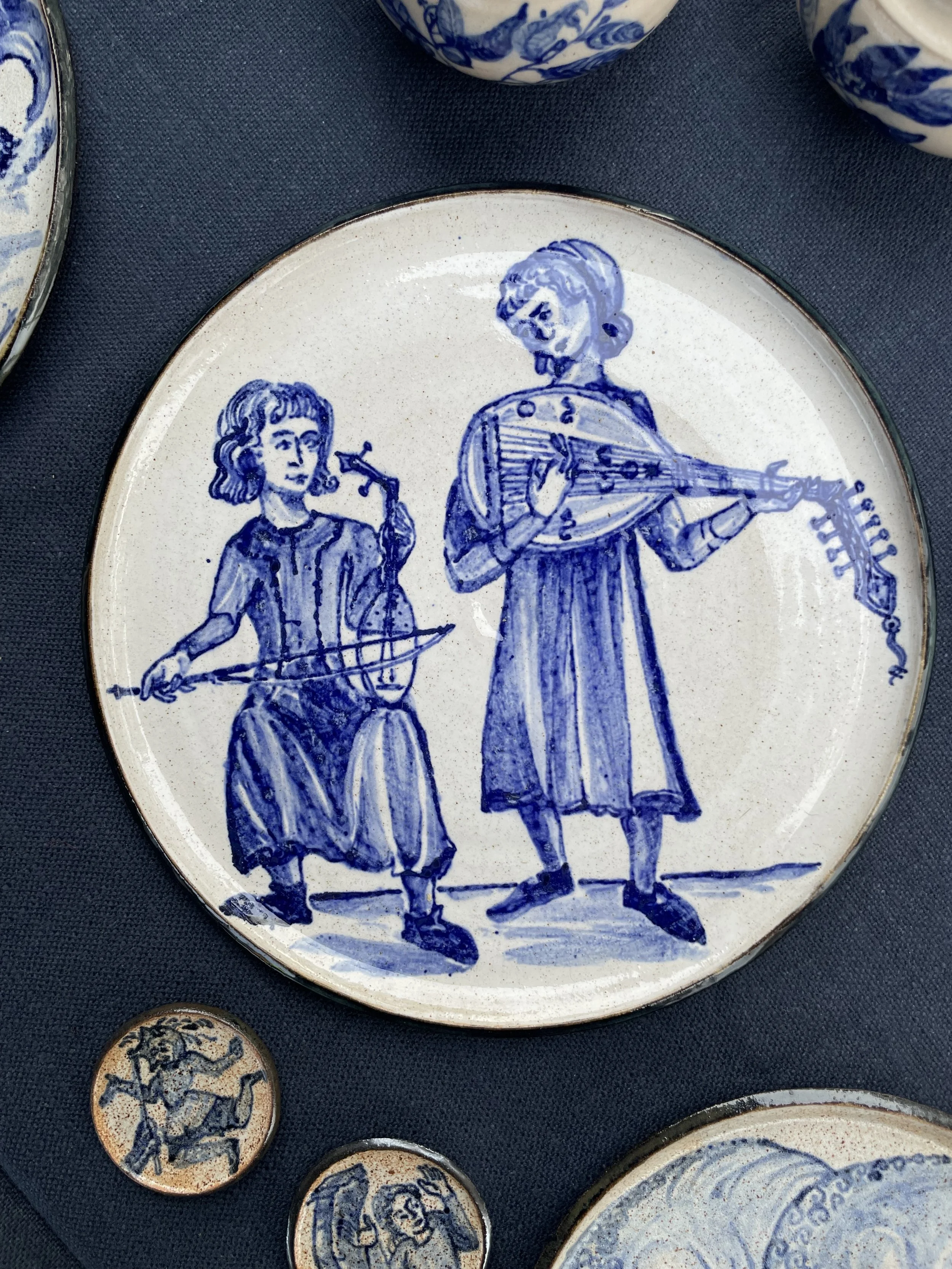 Medieval musicians plate