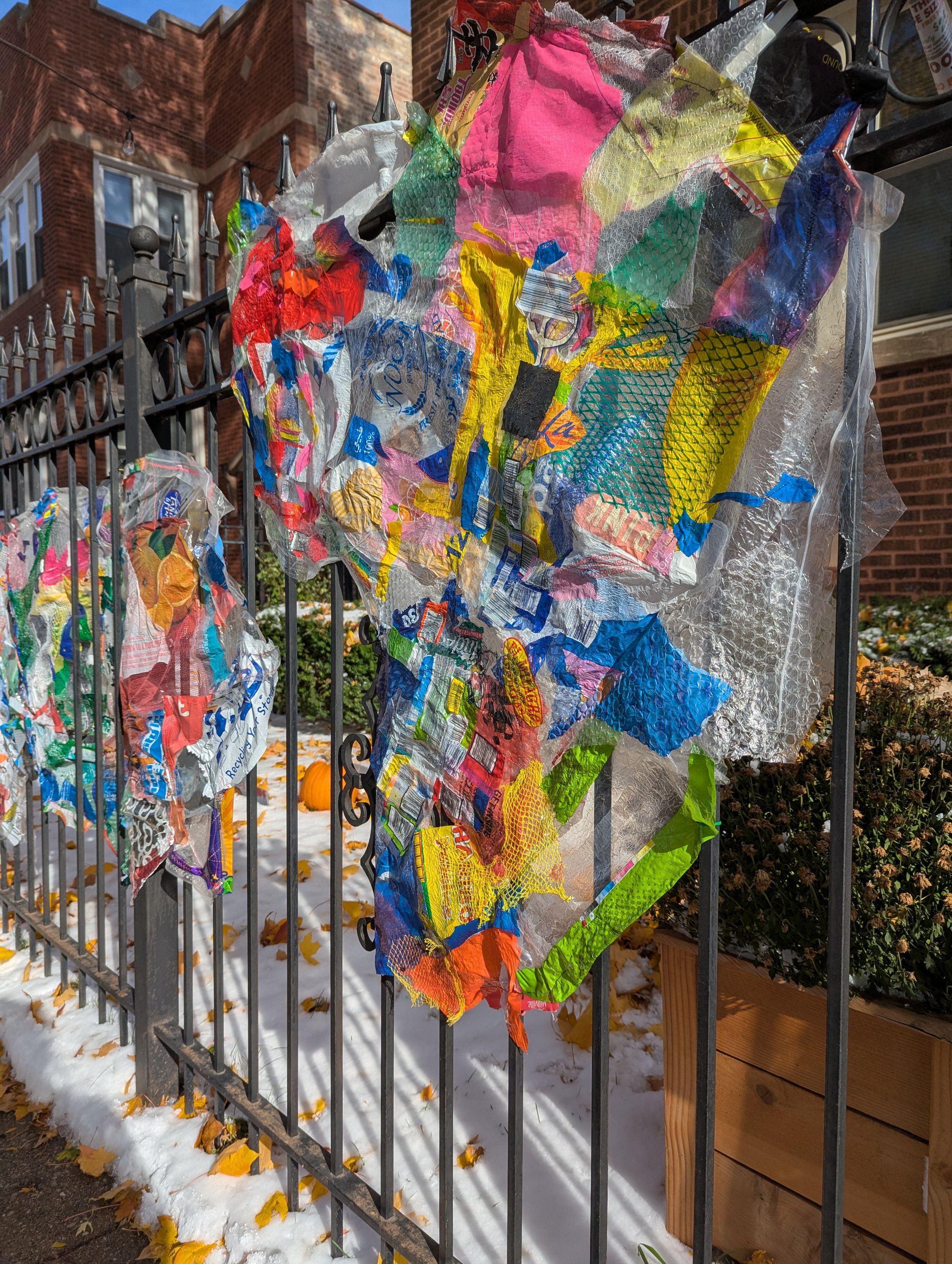 See Through / variable dimensions / flexible plastic packaging, heat, thread, string, fence / 2025