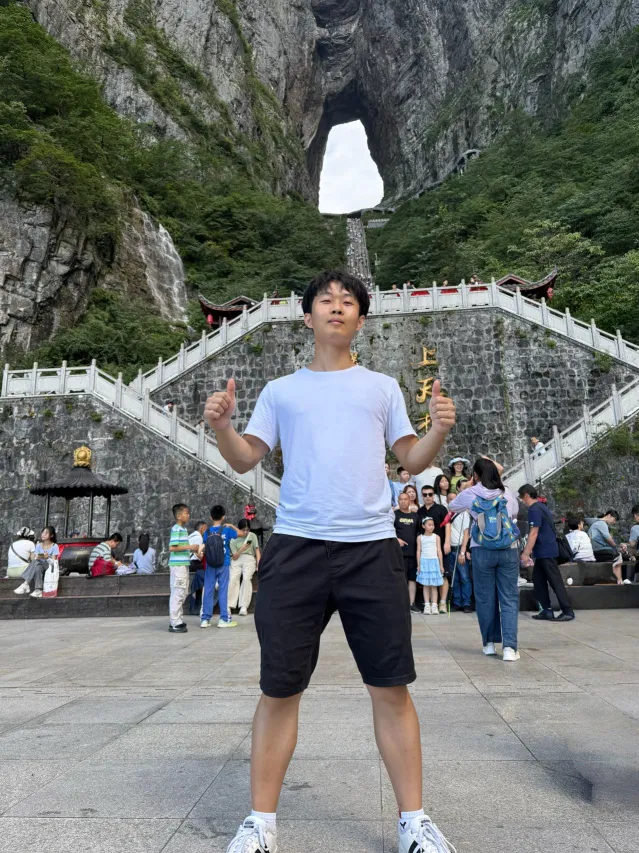 Daniel Huang - Director