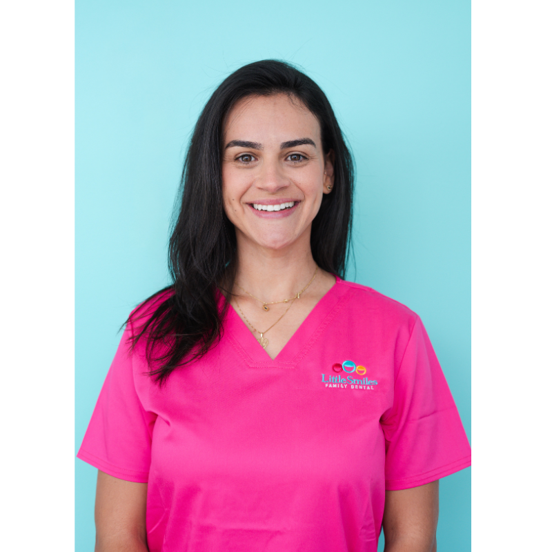 Laura | Dental Assistant