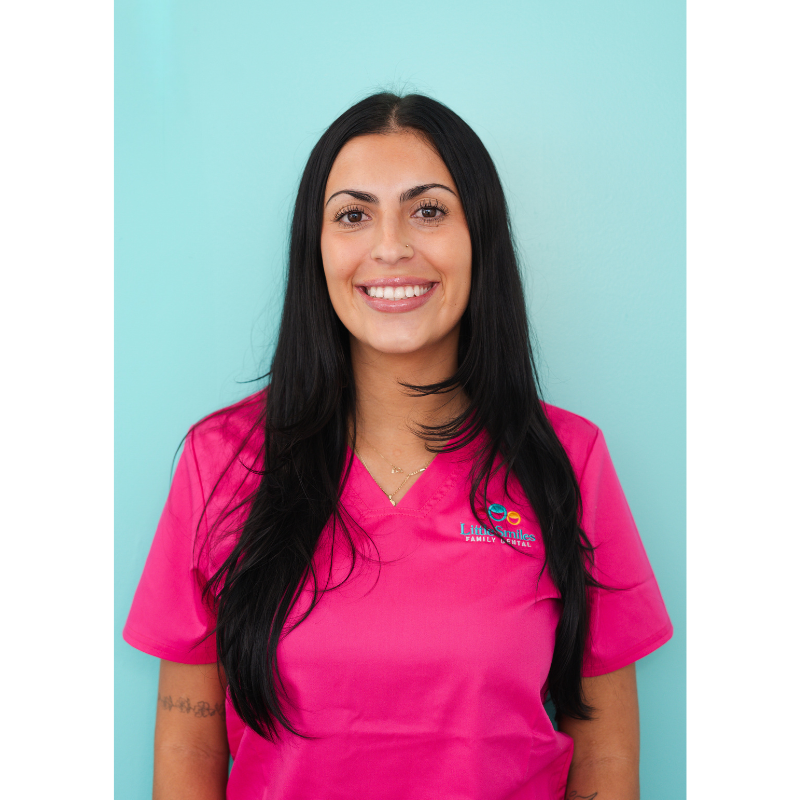 Nicola | Dental Assistant
