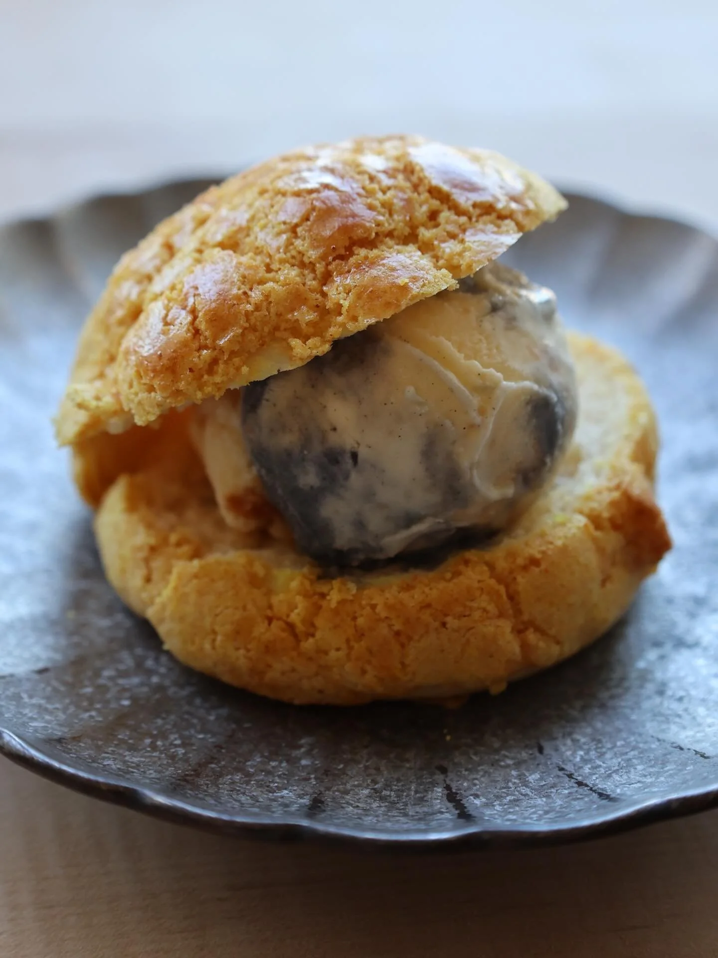 Thank you @jessicalittlefu for collaborating with us to make this beautiful bolo bao ice cream sandwich! 
Jessica&rsquo;s beautiful pineapple buns with a scoop of our limited run of Oakland Halo, layered egg tart &amp; black tahini ice cream! 

This 