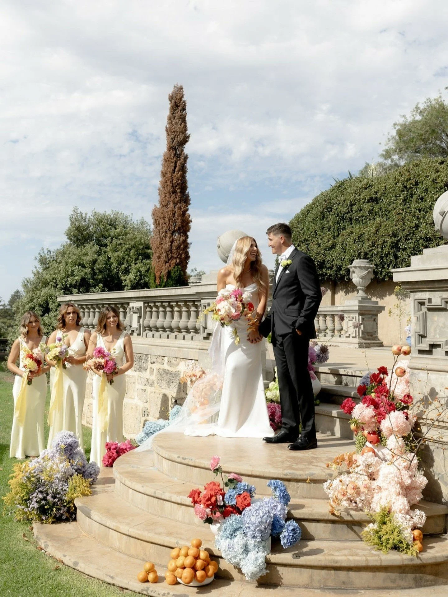 Pop of Colour 🎨

Colour has the power to completely transform a wedding design. Bold palettes reflect personality, and make your celebration stand out. From vibrant florals to statement linens or coloured glassware, incorporating colour adds depth a