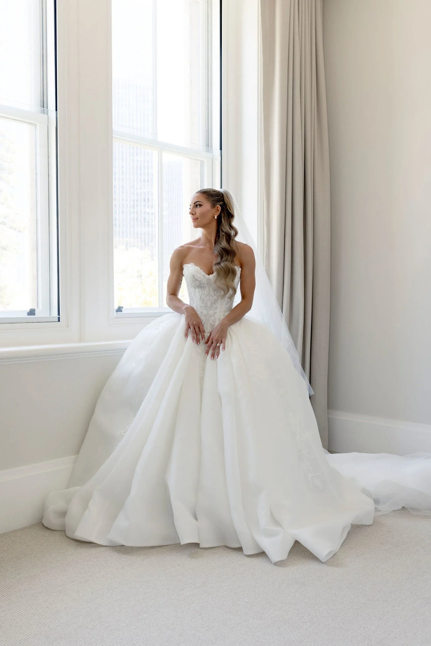 Gorgeous Gowns 🤍

Emily looked incredible in her @leahdagloria gown. 

When you book your wedding with us, you&rsquo;ll receive access to our trusted list of recommended suppliers, from dress designers through to the finer details. For couples booki