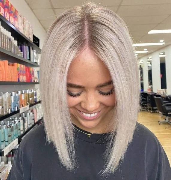 Blonde-Specialist-Wella professionals-Blonde hairdresser- creamy blonde- The Wright Salon Panania