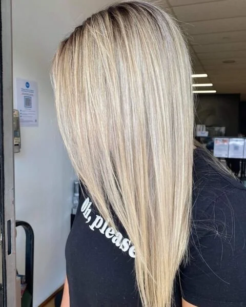 Blonde-Specialist-Wella professionals-Blonde hairdresser-creamy blonde- The Wright Salon Panania