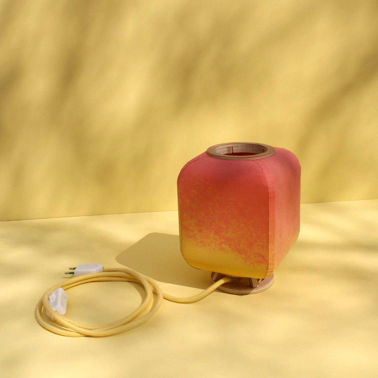 NUMASunrise-large-fondjaune-carre.jpg