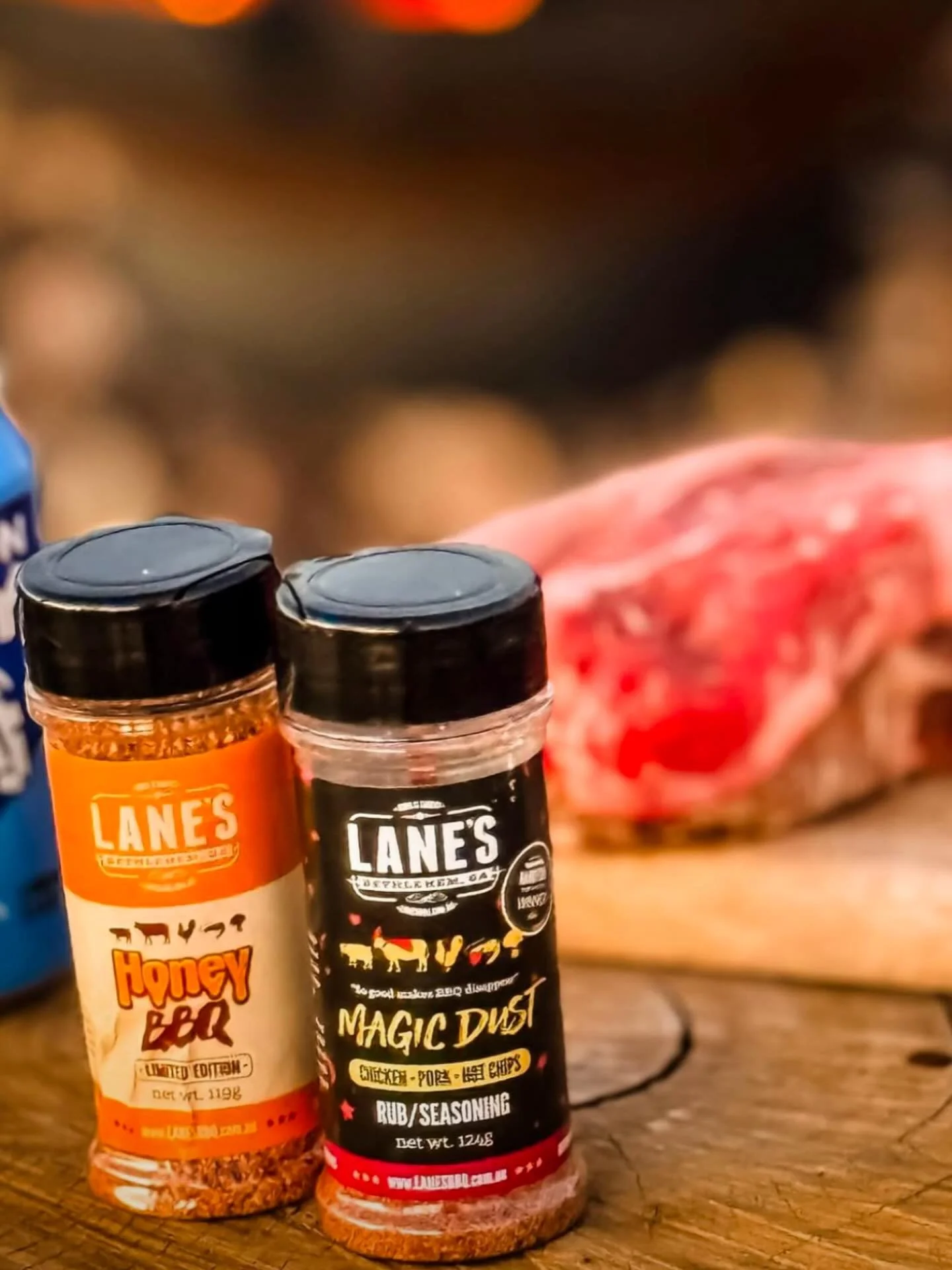 🌿 BBQ TIME 🌿 … This hot weather has me summertime dreaming! Think sunshine, swimming, good company, cold beers and BBQs. 
Our Lane’s BBQ rubs are your ultimate summer essential — perfect for grilling up flavour-packed feasts all