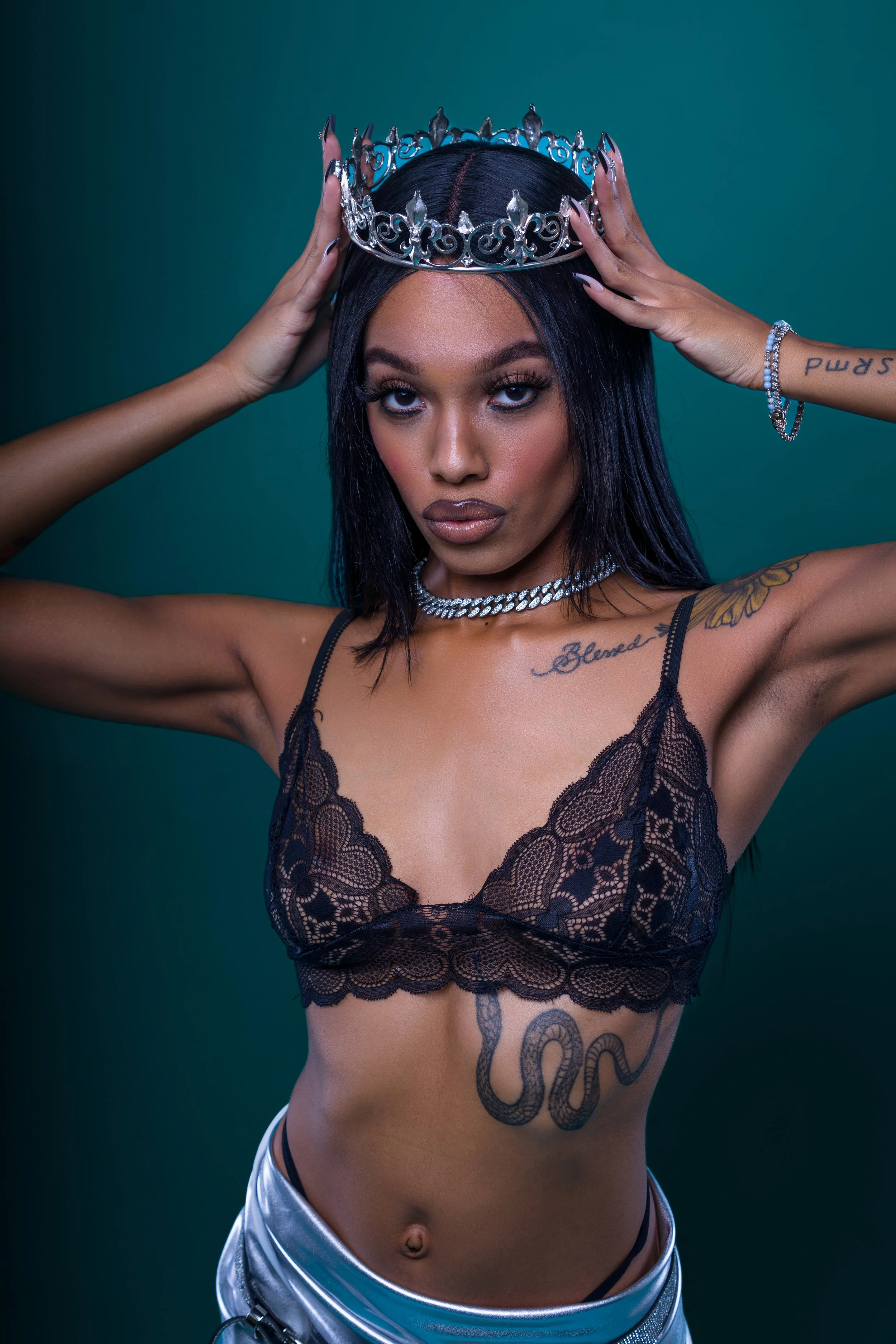 Edit -AnyaST2-25.jpg