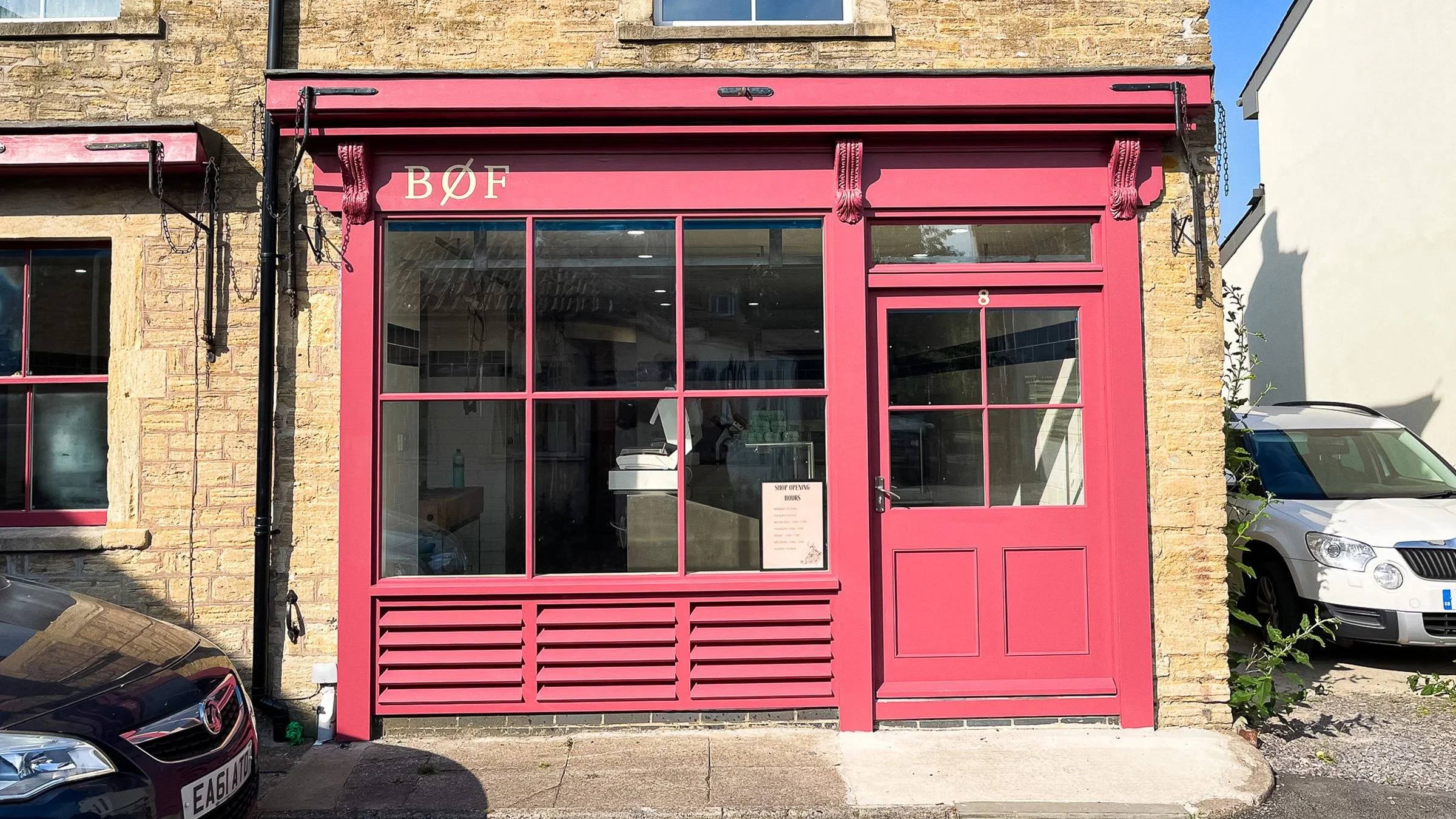 Finished shop facias – Sign writing BØF, a newly opened butchers found at 8 Bakers Street in Frome. 