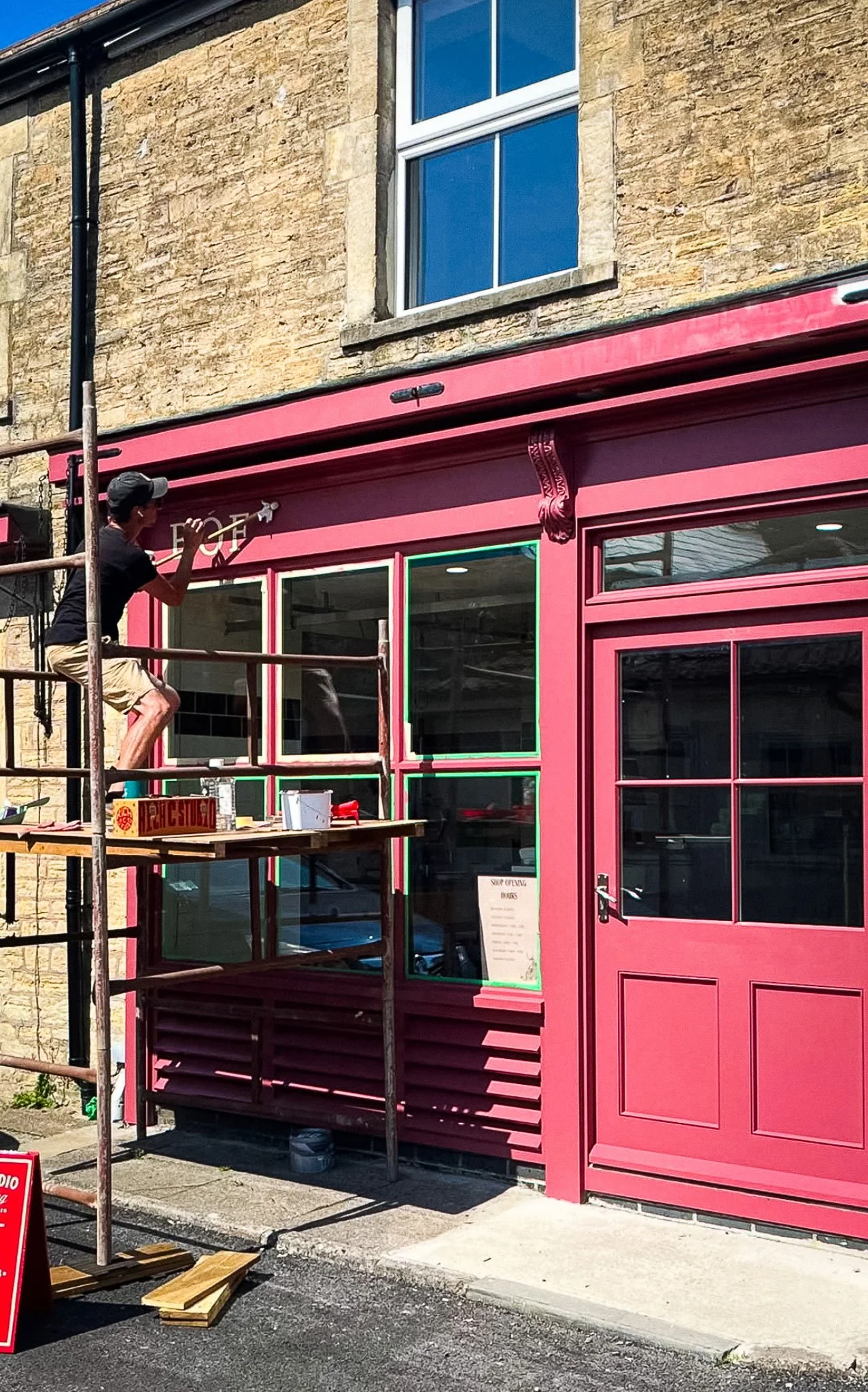 Sign writing BØF, a newly opened butchers found at 8 Bakers Street in Frome. Shop front facias completely repainted and sign written.