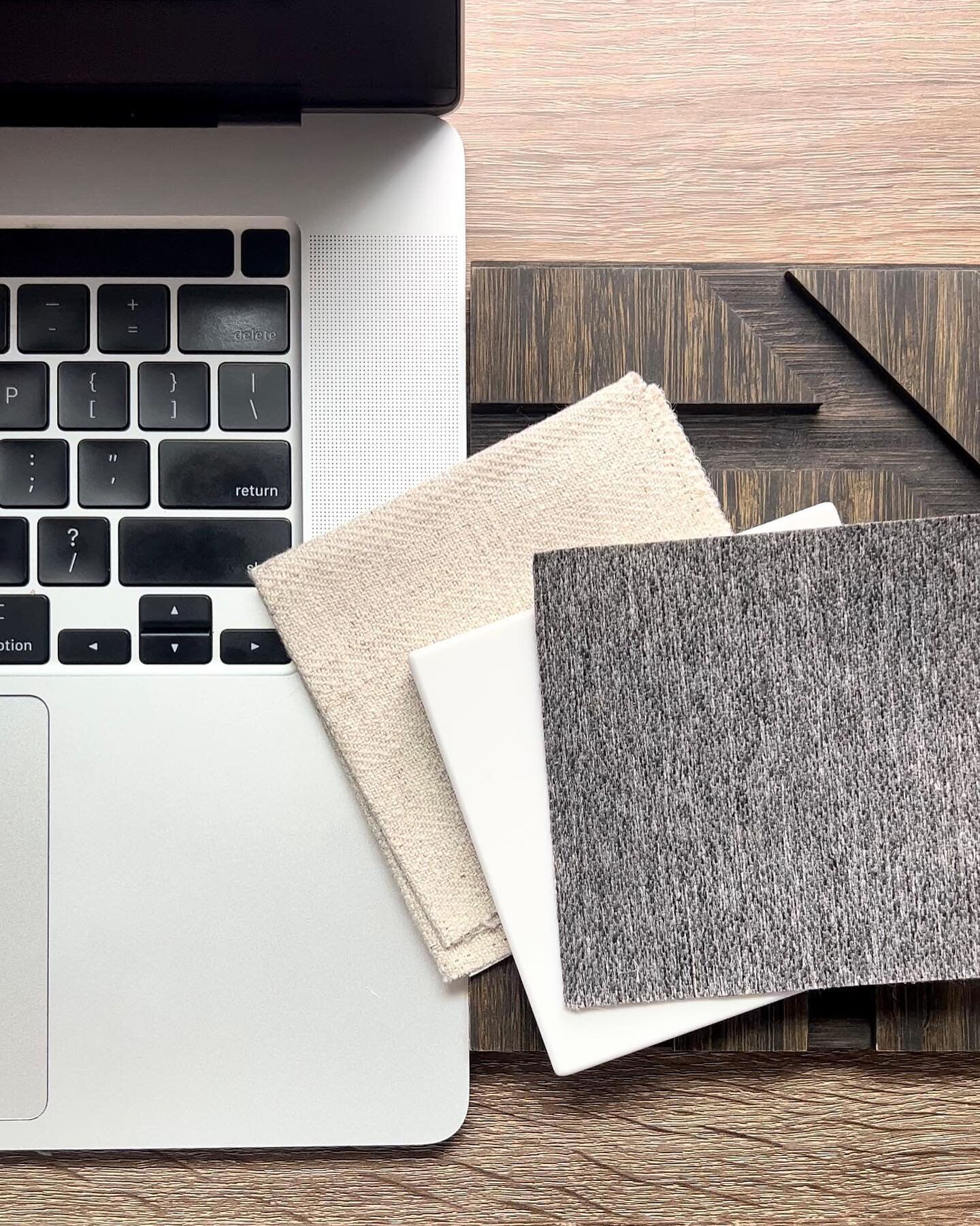 Always finding joy in the process✨It&rsquo;s all of the little decisions along the way that become the most important. These stages in the design process are where the magic starts to shine🤍
.
.
.
#interiordesigner #designprocess #theprocess #enjoyt