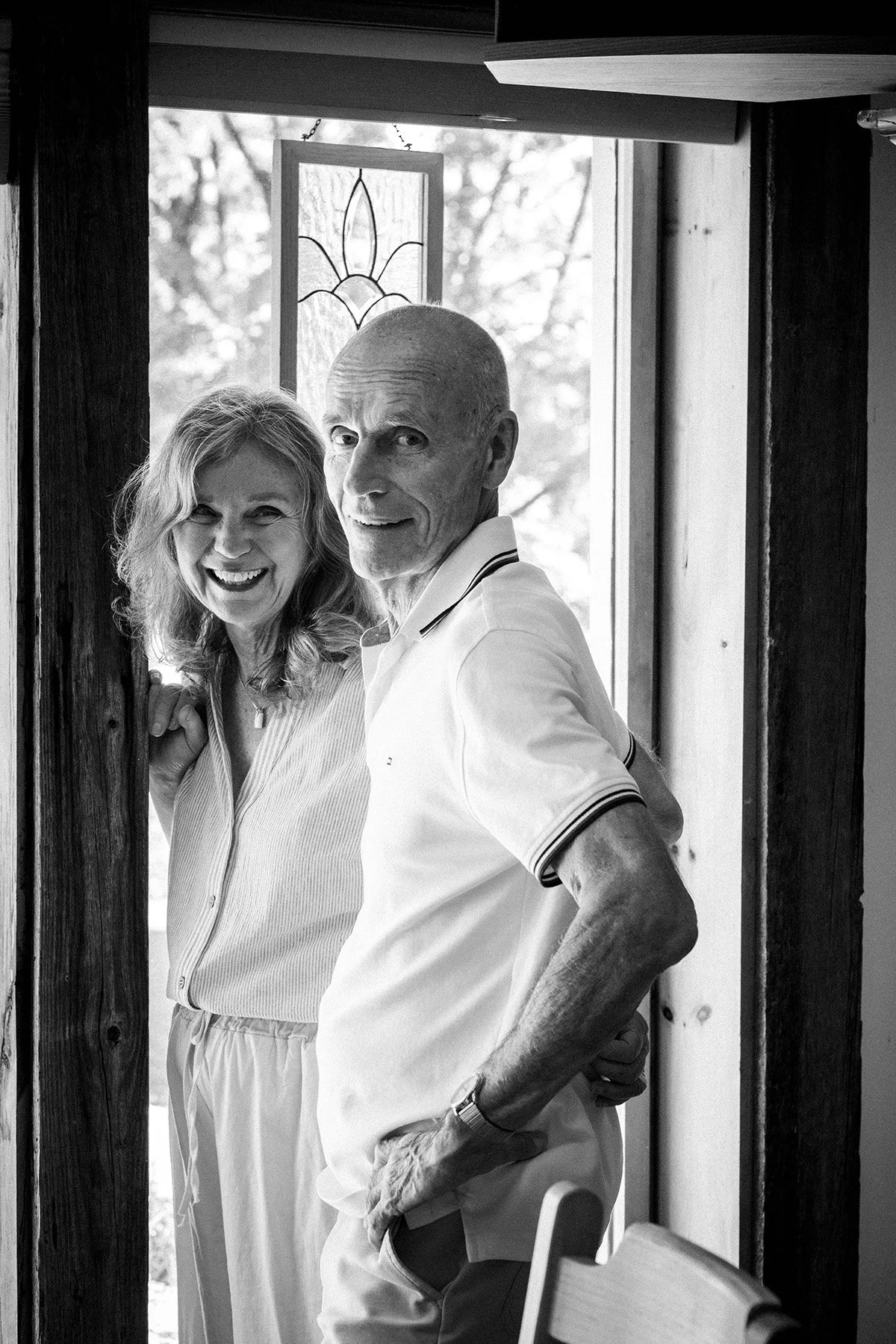 shannonlushan -Documentary-LifeStyle- Family-Photographer-CoupleSession-Arnprior-OttawaValley02B&W.jpg