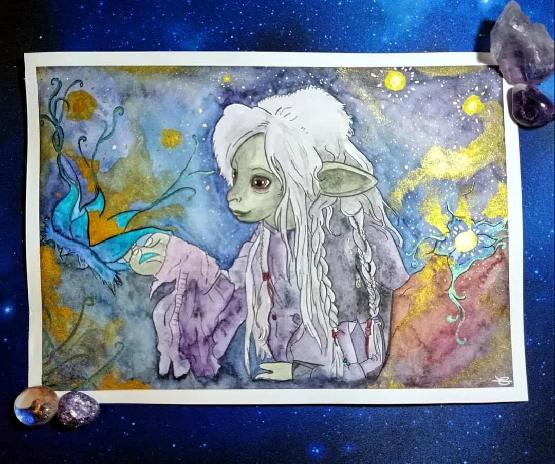 Deet - watercolour, acrylic, ink and brush pen, 2020.

A commission that was done as a Christmas gift featuring a character named Deet from the TV show The Dark Crystal: Age of Resistance.