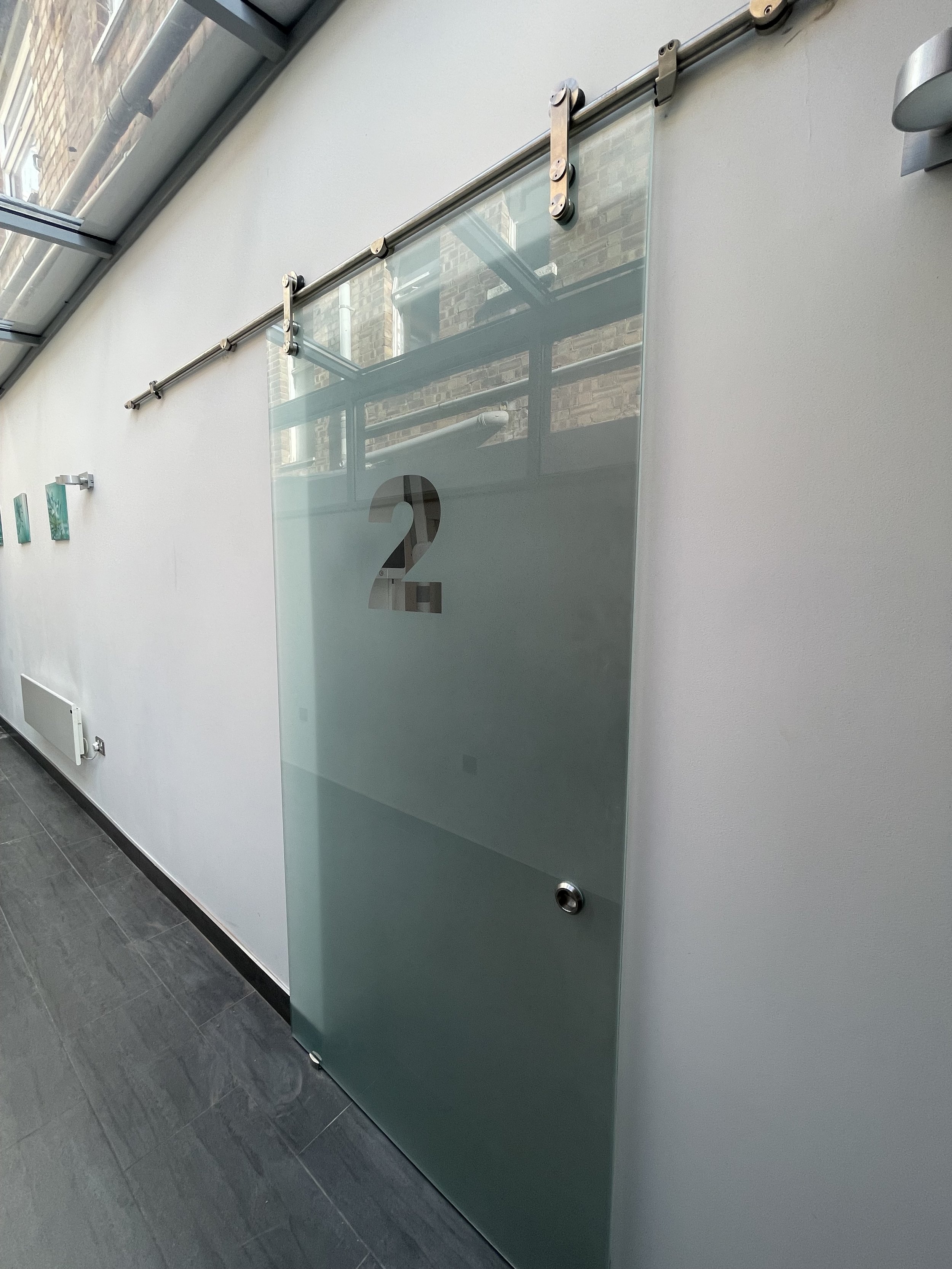 DOOR3.jpg