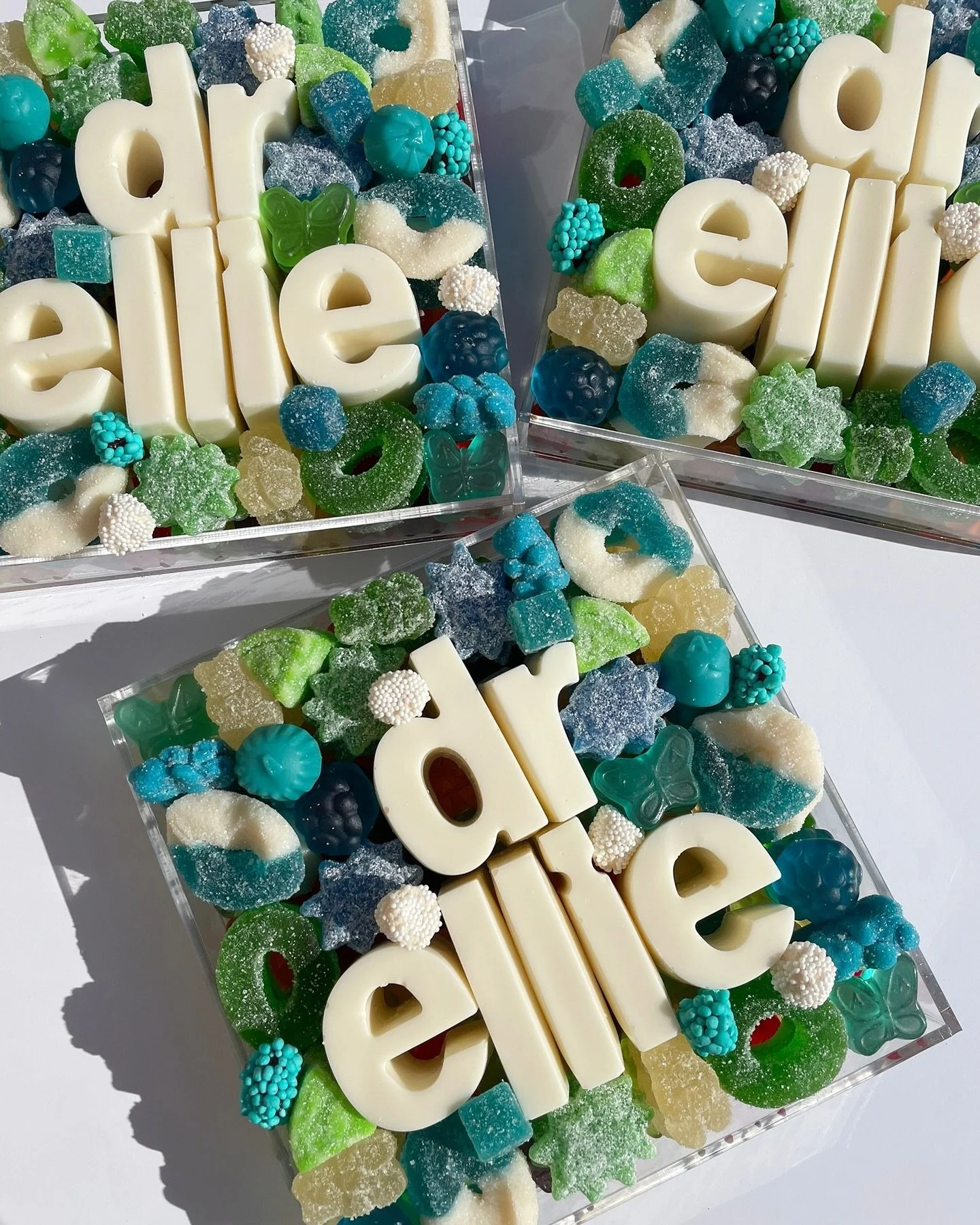 🦷🧚🏼🍬🍭
.
size 6&rdquo;x6&rdquo;