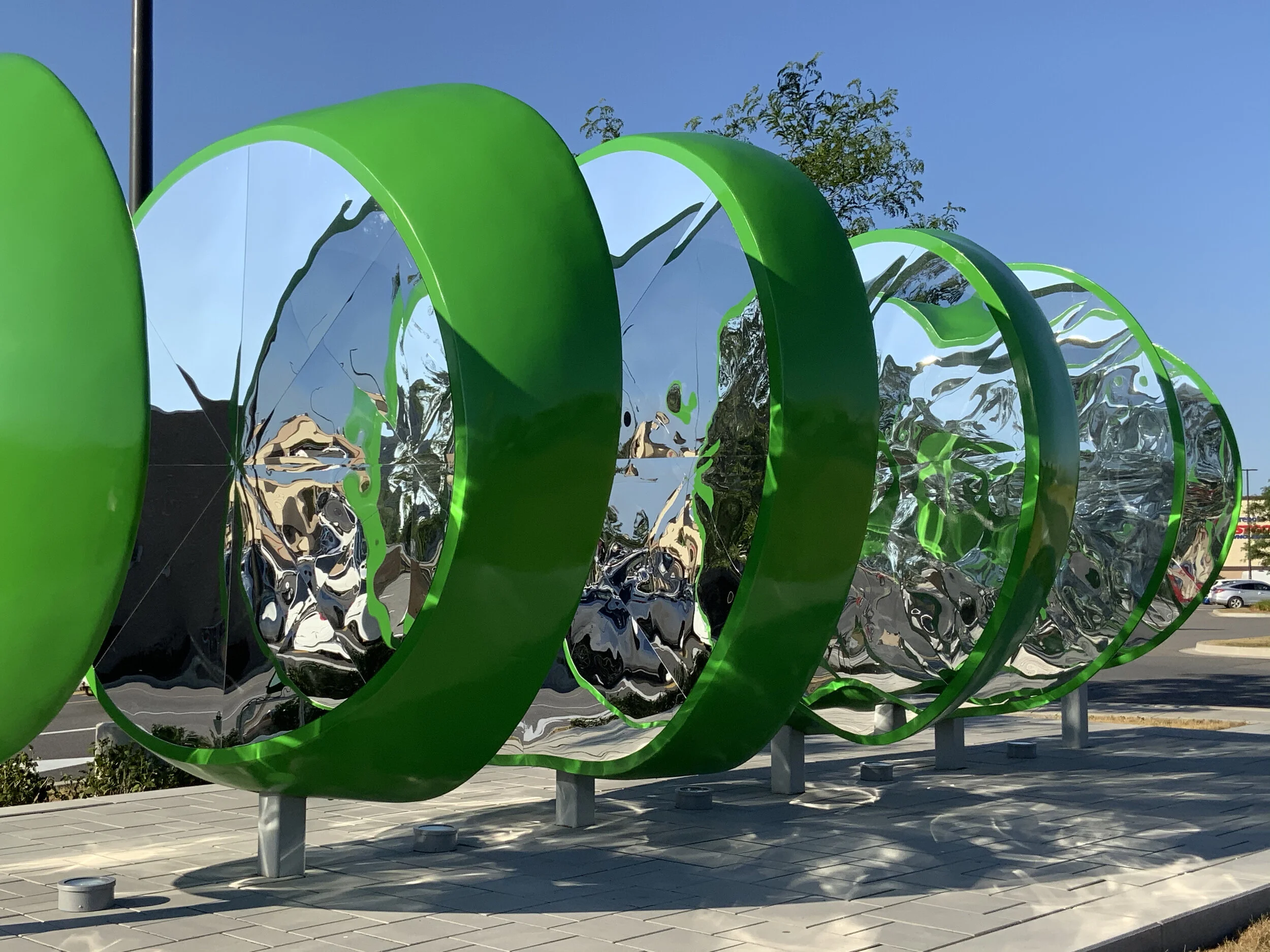 La Pomme Verte 4.jpeg