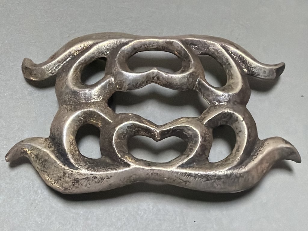 141 - Lot 67 - Silver belt buckle.jpg