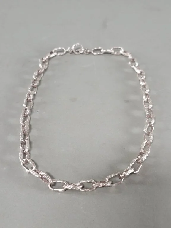 088_Lot_576_Sterling_silver_Brutalist_style_necklace.jpg
