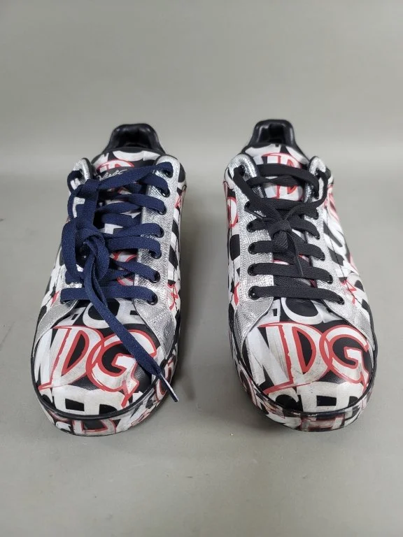 087 - 101 Dolce Gabbana leather graffiti print sneakers.jpg