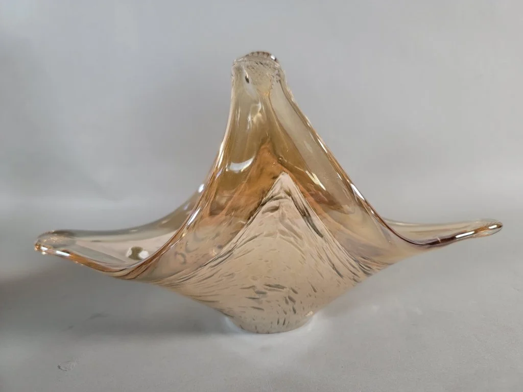 136 - Lot 509 - Murano glass bowl.jpg